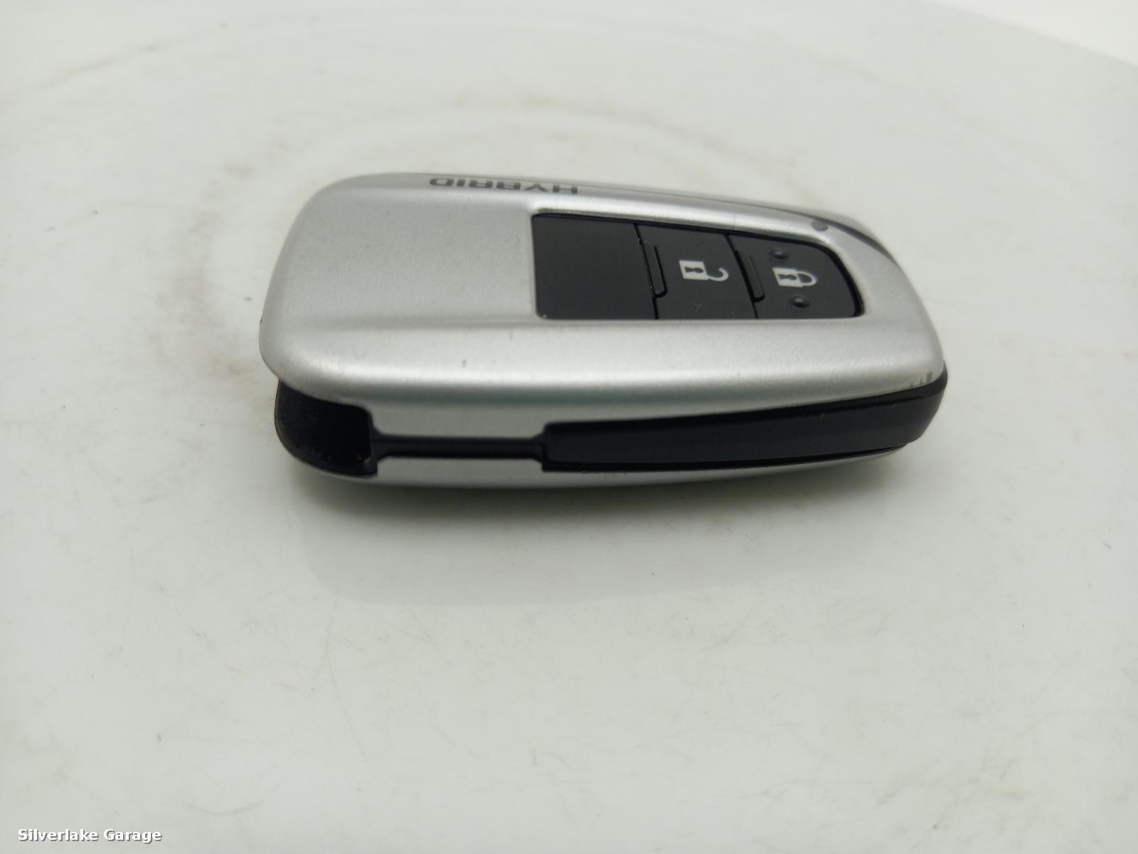 View Auto part Key Fob/Remote TOYOTA C-HR 2018