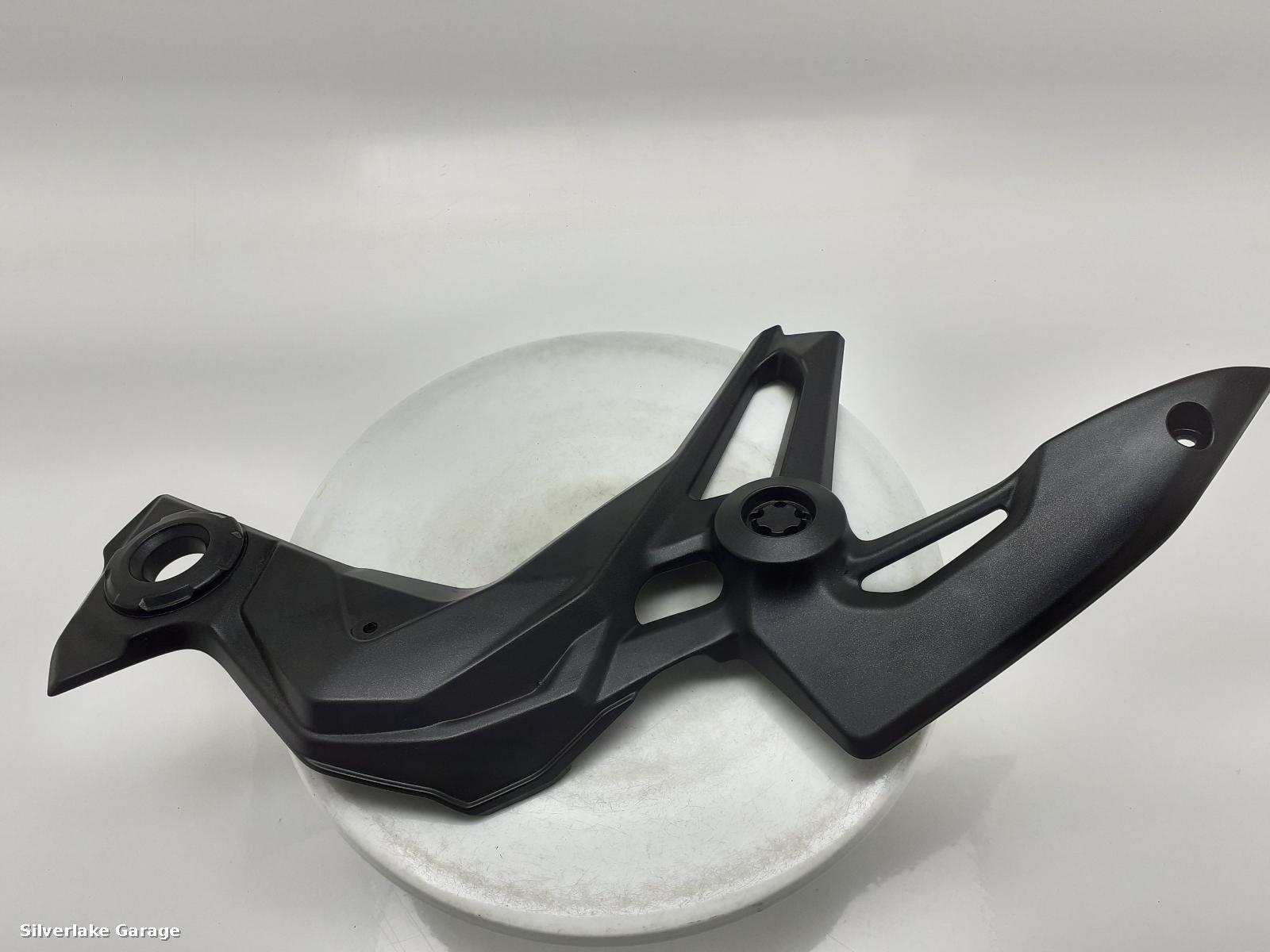 View Auto part LH Lower Fairing KAWASAKI ZR 900 2023