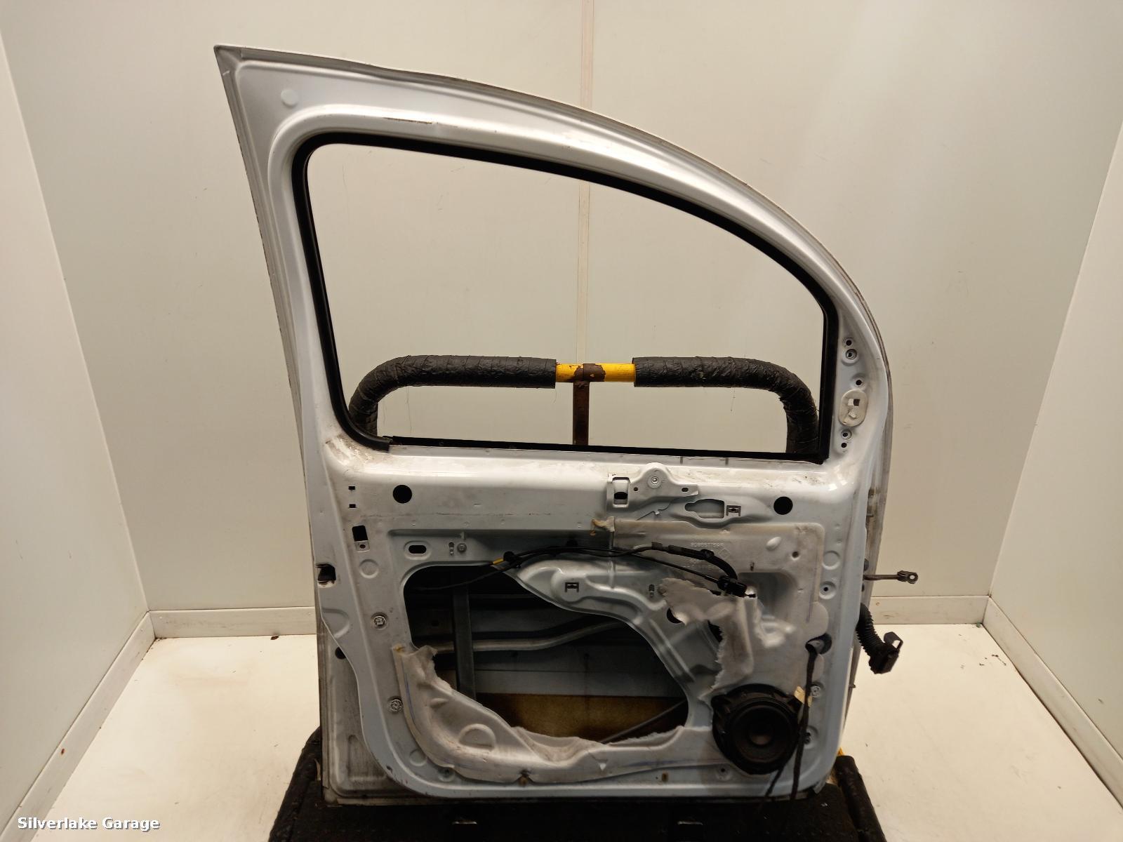 View Auto part L Front Door MERCEDES CITAN 2014