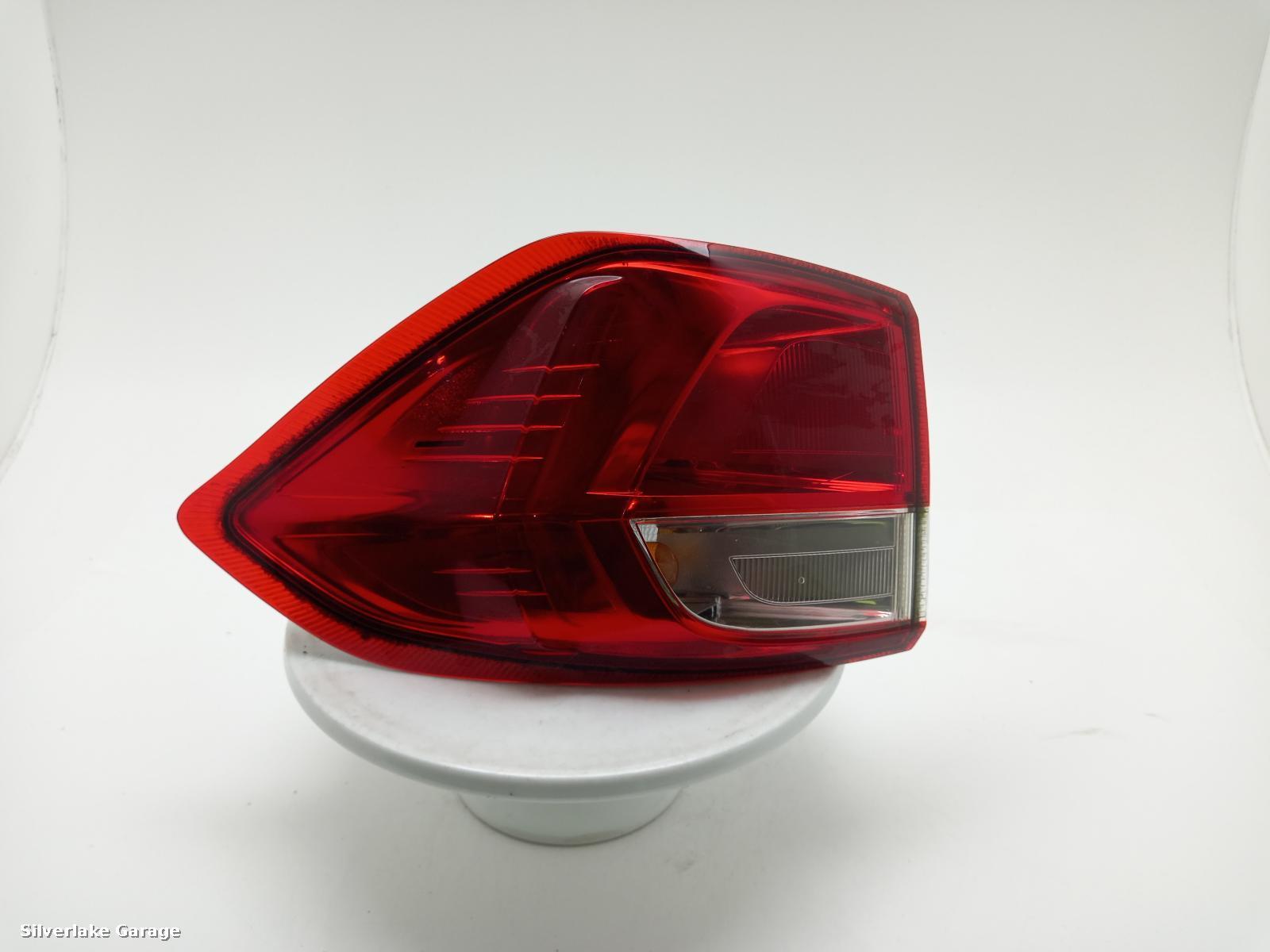 View Auto part R Taillight FORD ECOSPORT 2016