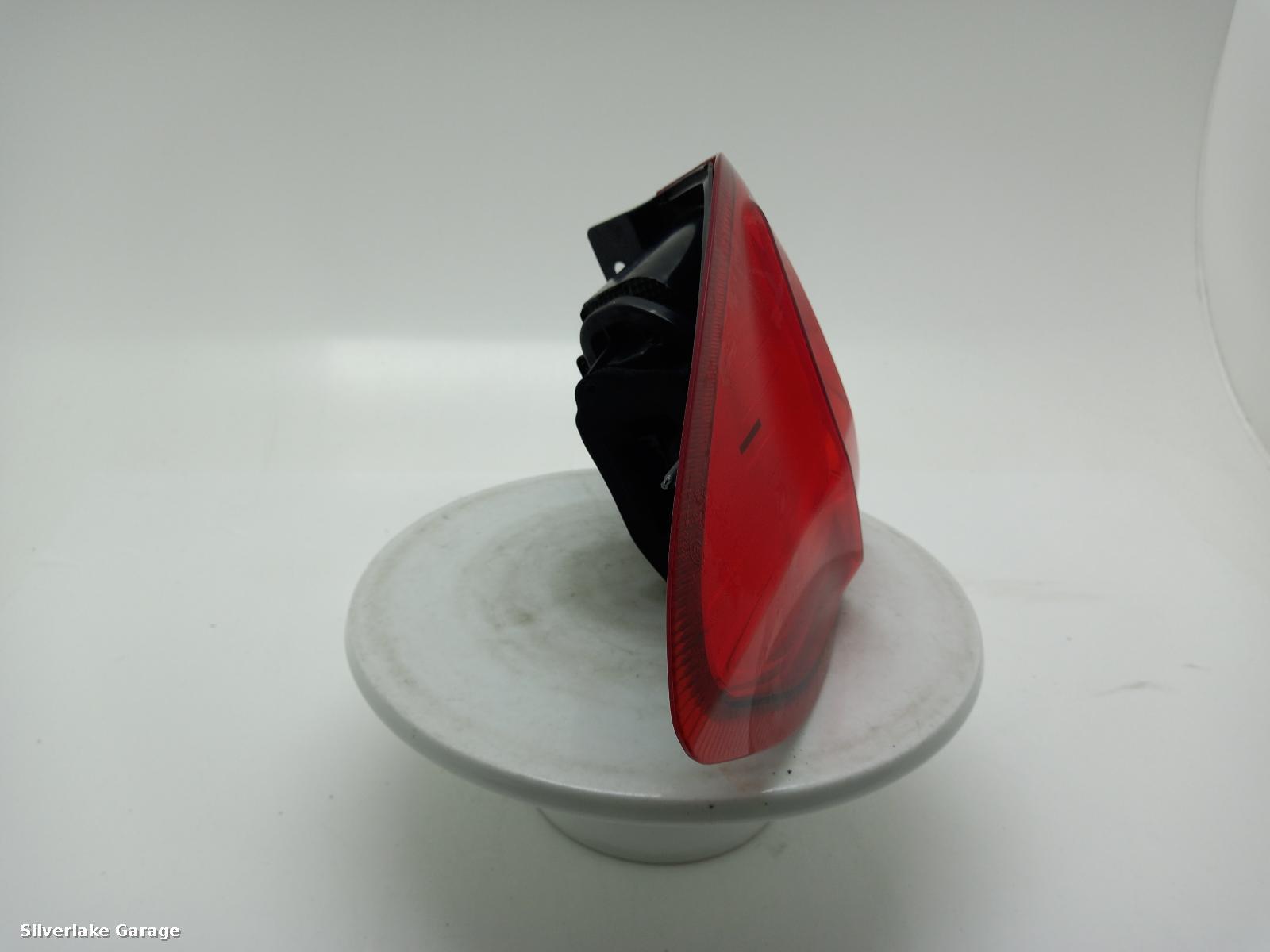 View Auto part R Taillight FORD ECOSPORT 2016