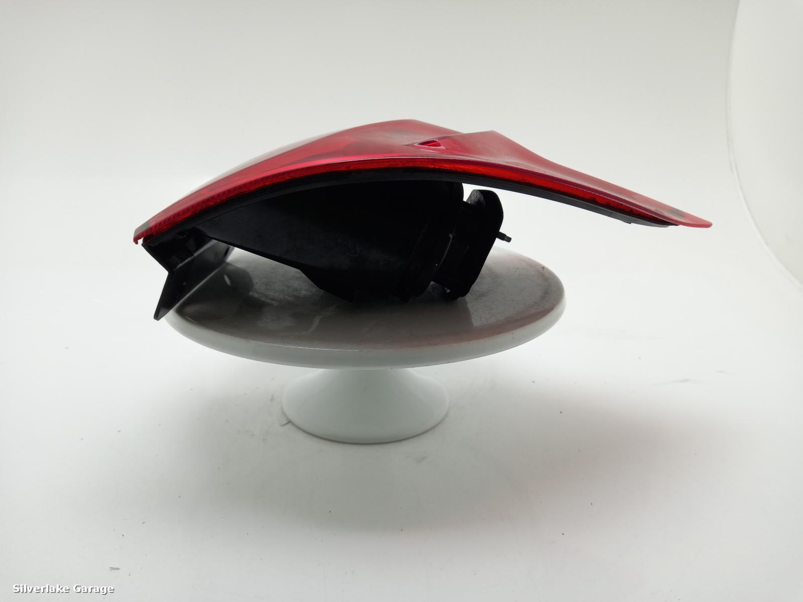 View Auto part R Taillight FORD ECOSPORT 2016