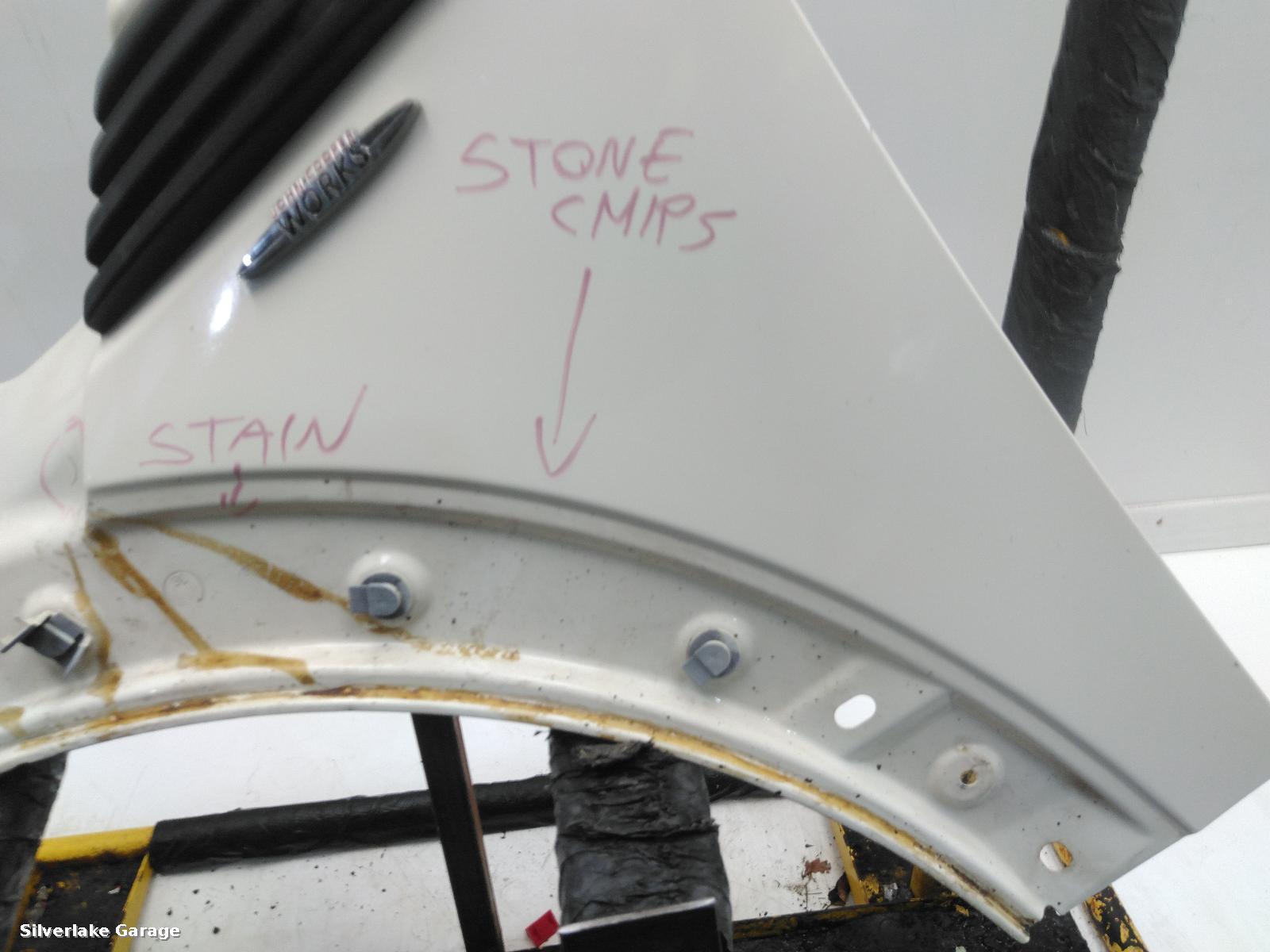 View Auto part L Wing MINI (BMW) MINI 2009