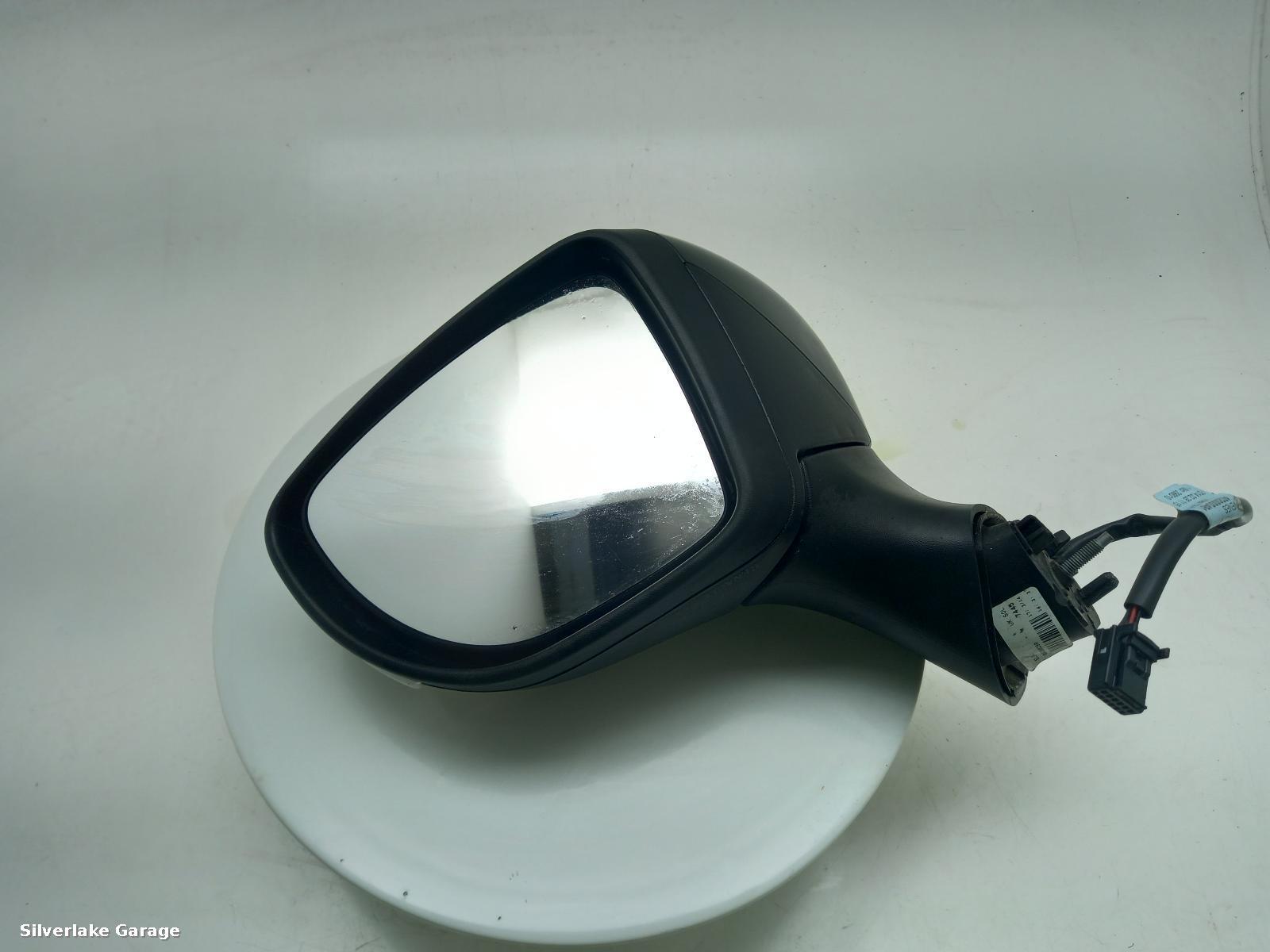View Auto part L Door Mirror RENAULT CLIO 2014