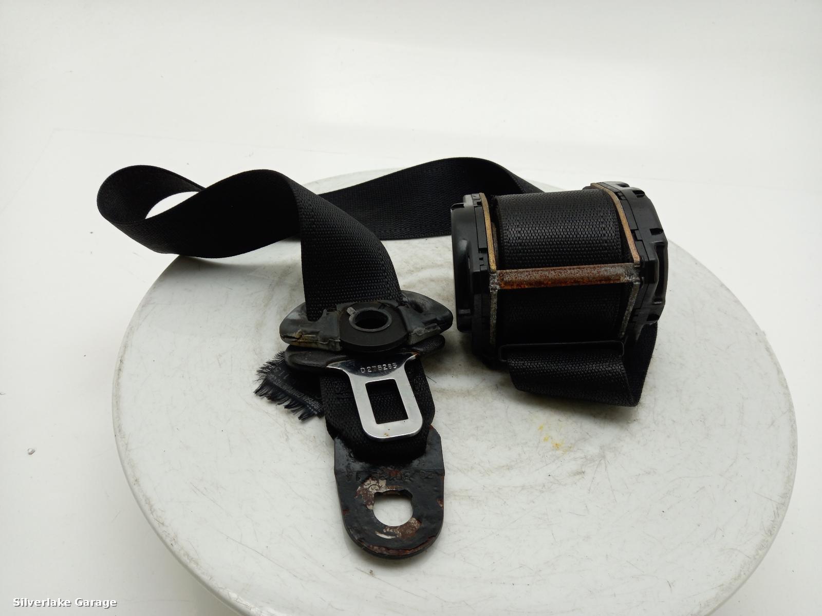 View Auto part Seat Belt VAUXHALL CAVALIER 1993