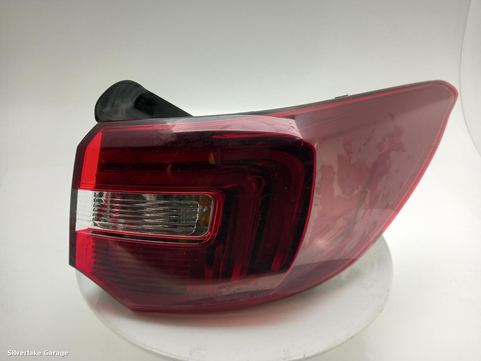 View Auto part R Taillight VAUXHALL GRANDLAND X 2018
