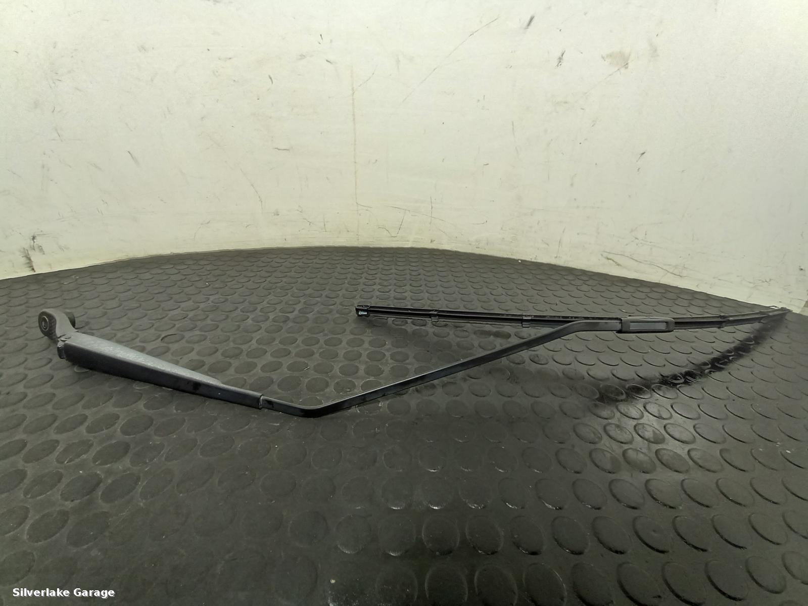 View Auto part Wiper Arm RENAULT SCENIC 2010