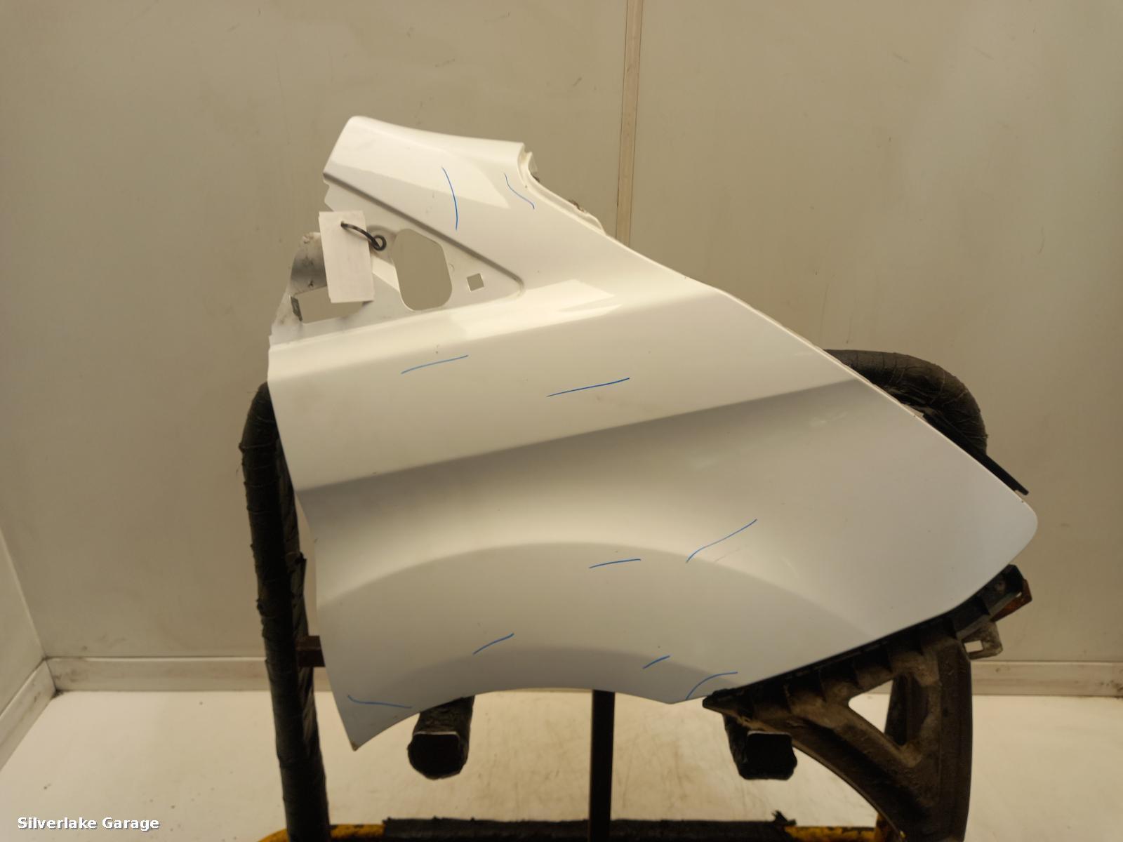 View Auto part R Wing FORD TRANSIT CUSTOM 2013