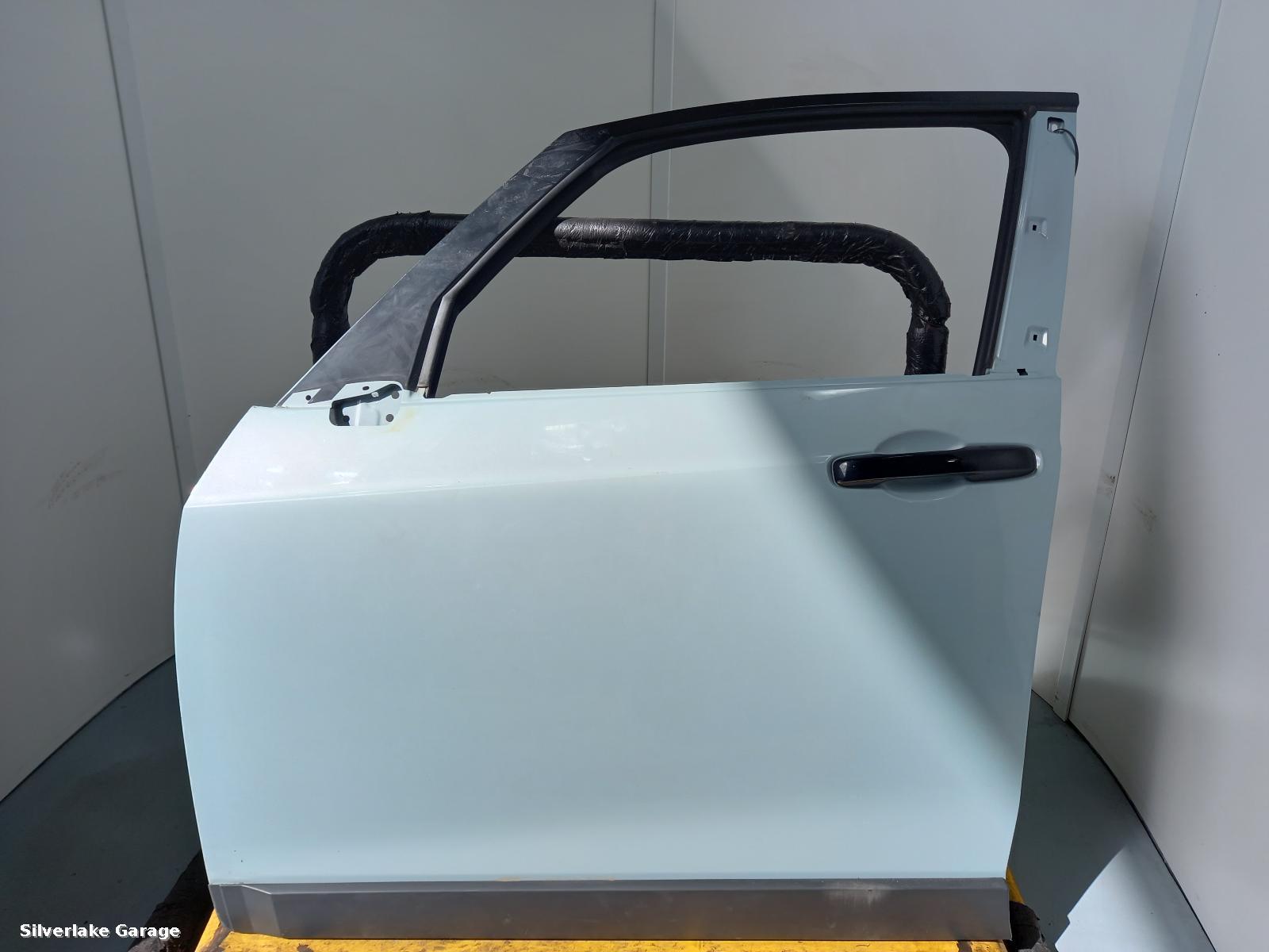 View Auto part L Front Door HONDA JAZZ 2023