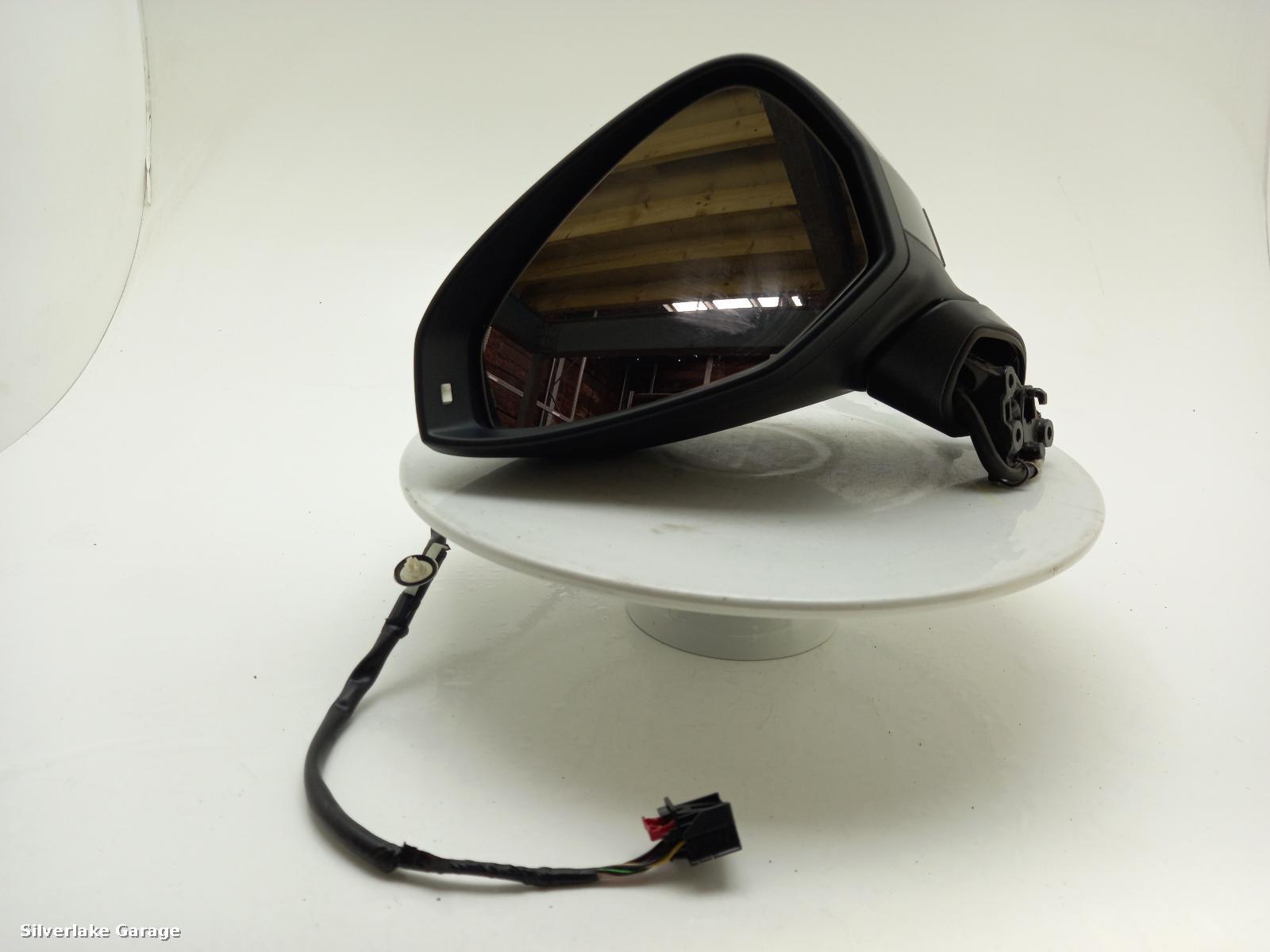 View Auto part L Door Mirror AUDI A4 2016