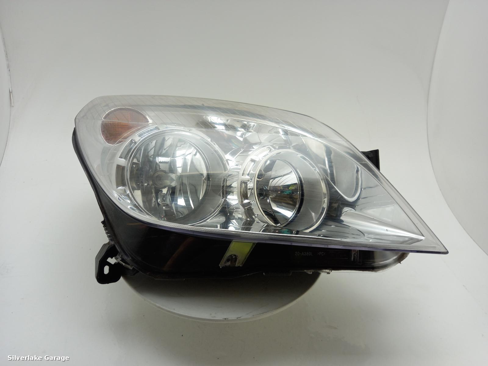 View Auto part R Headlamp VAUXHALL ASTRA 2006
