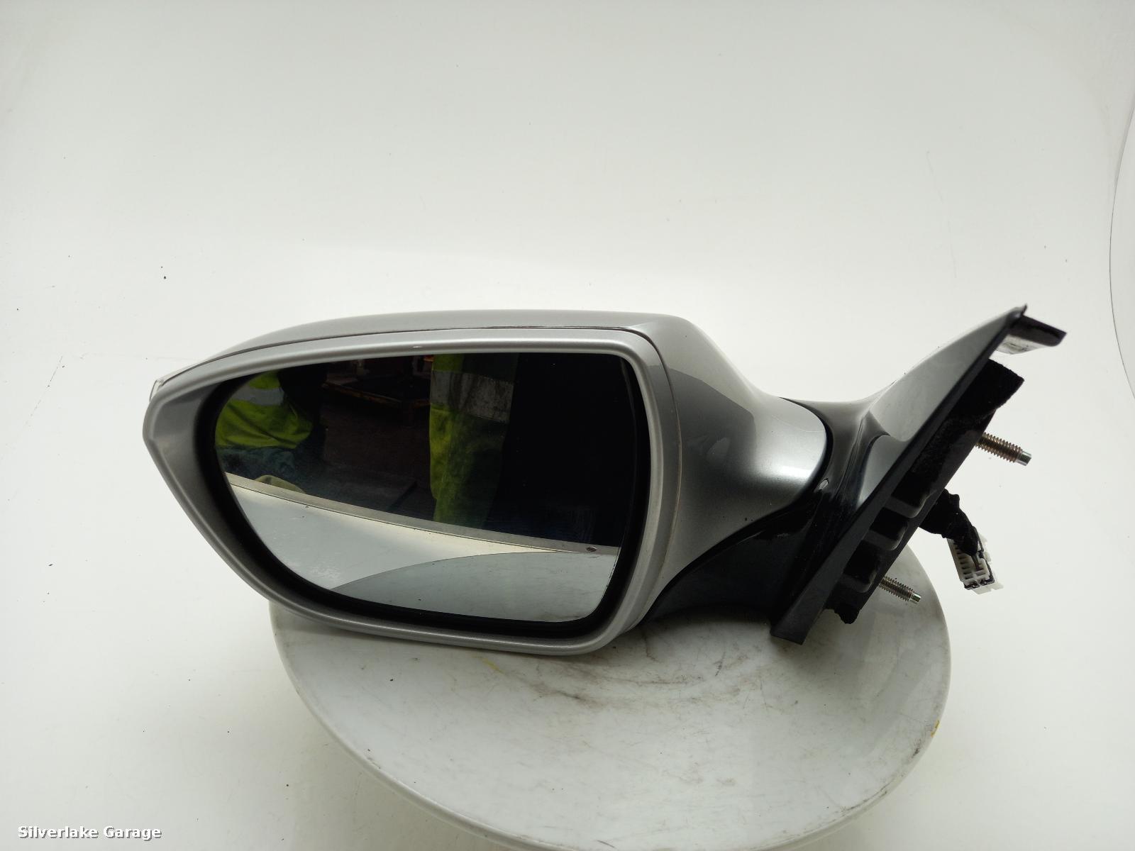 View Auto part L Door Mirror HYUNDAI I40 2013