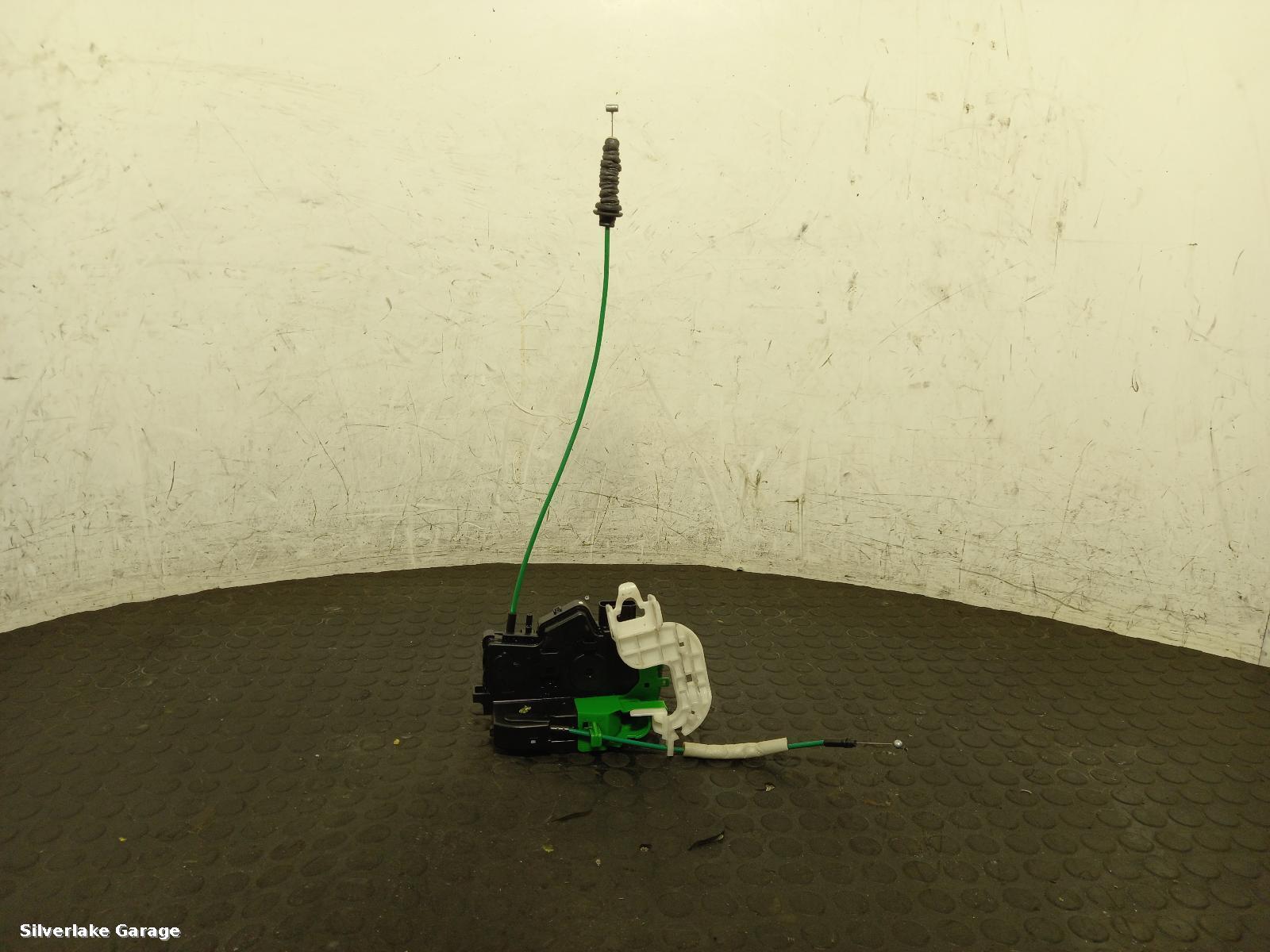 View Auto part Door Lock Assembly HYUNDAI I40 2013
