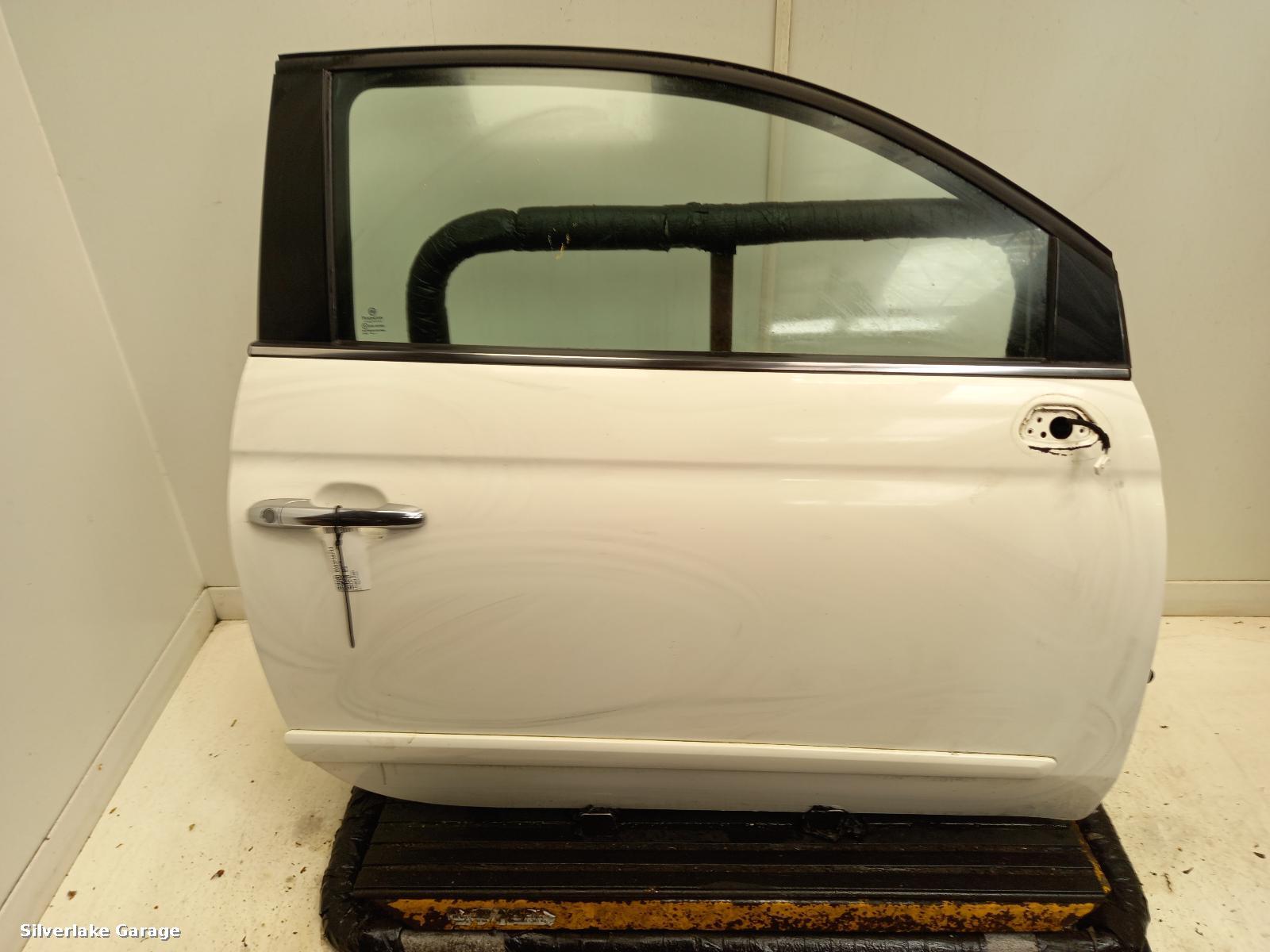 View Auto part R Front Door FIAT 500 2009
