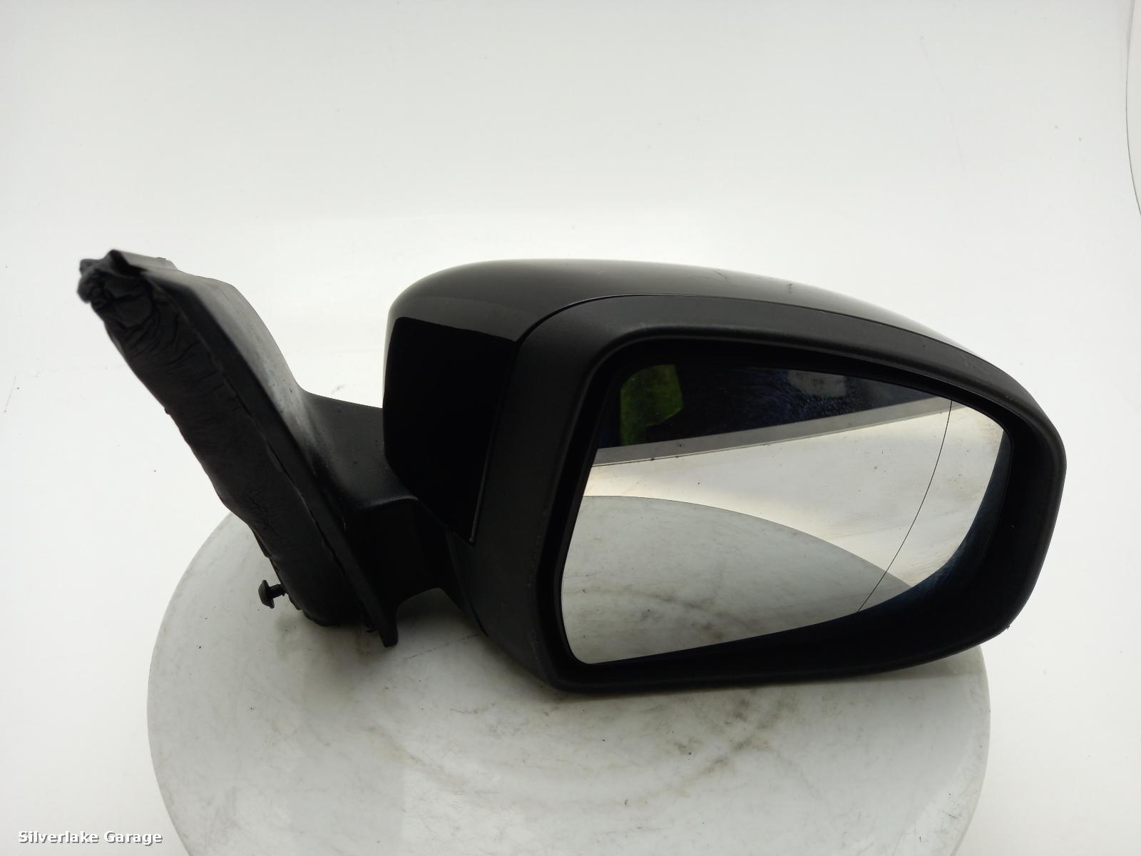 View Auto part R Door Mirror FORD FOCUS 2011
