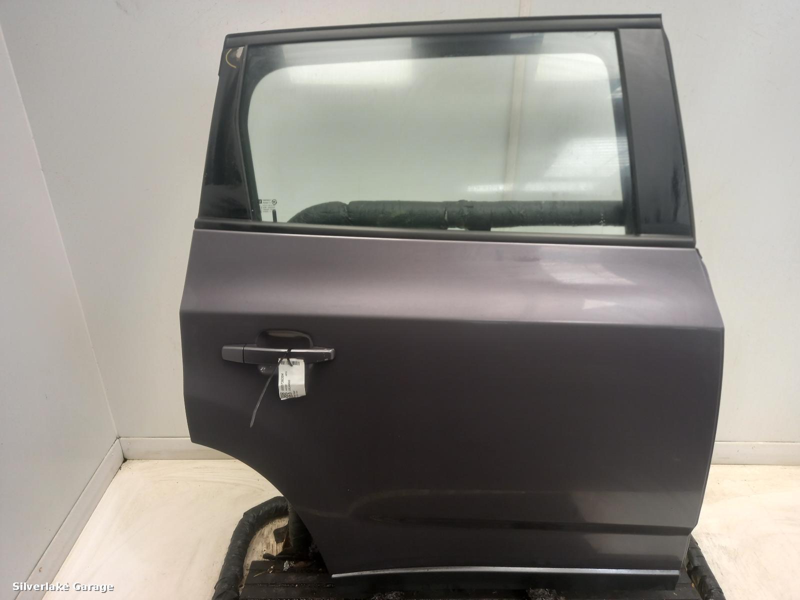 View Auto part R Rear Door CHEVROLET ORLANDO 2012