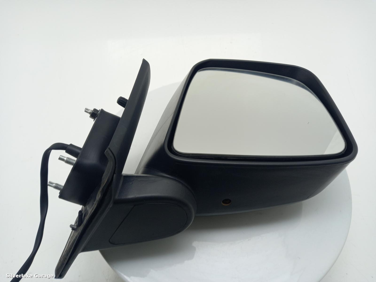 View Auto part R Door Mirror NISSAN NV200 2013