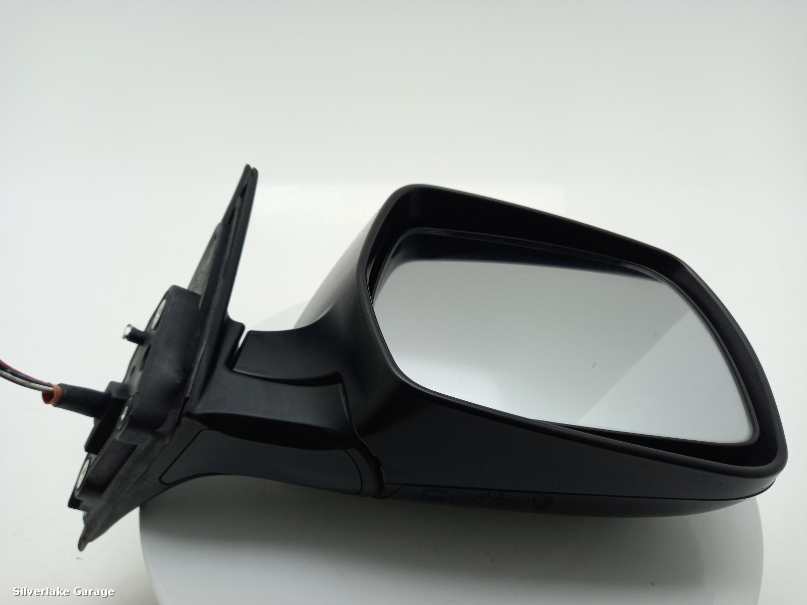 View Auto part R Door Mirror SUBARU LEGACY 2010