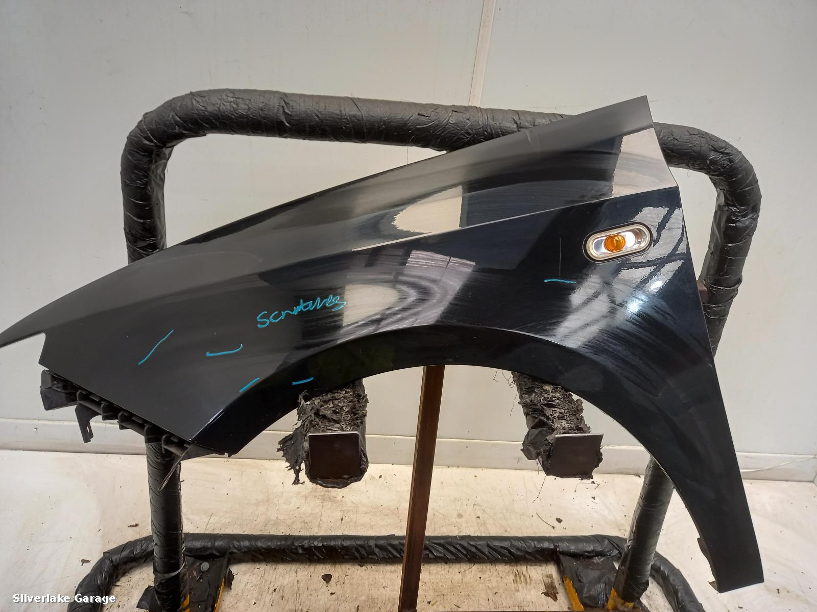 View Auto part L Wing SEAT IBIZA 2014