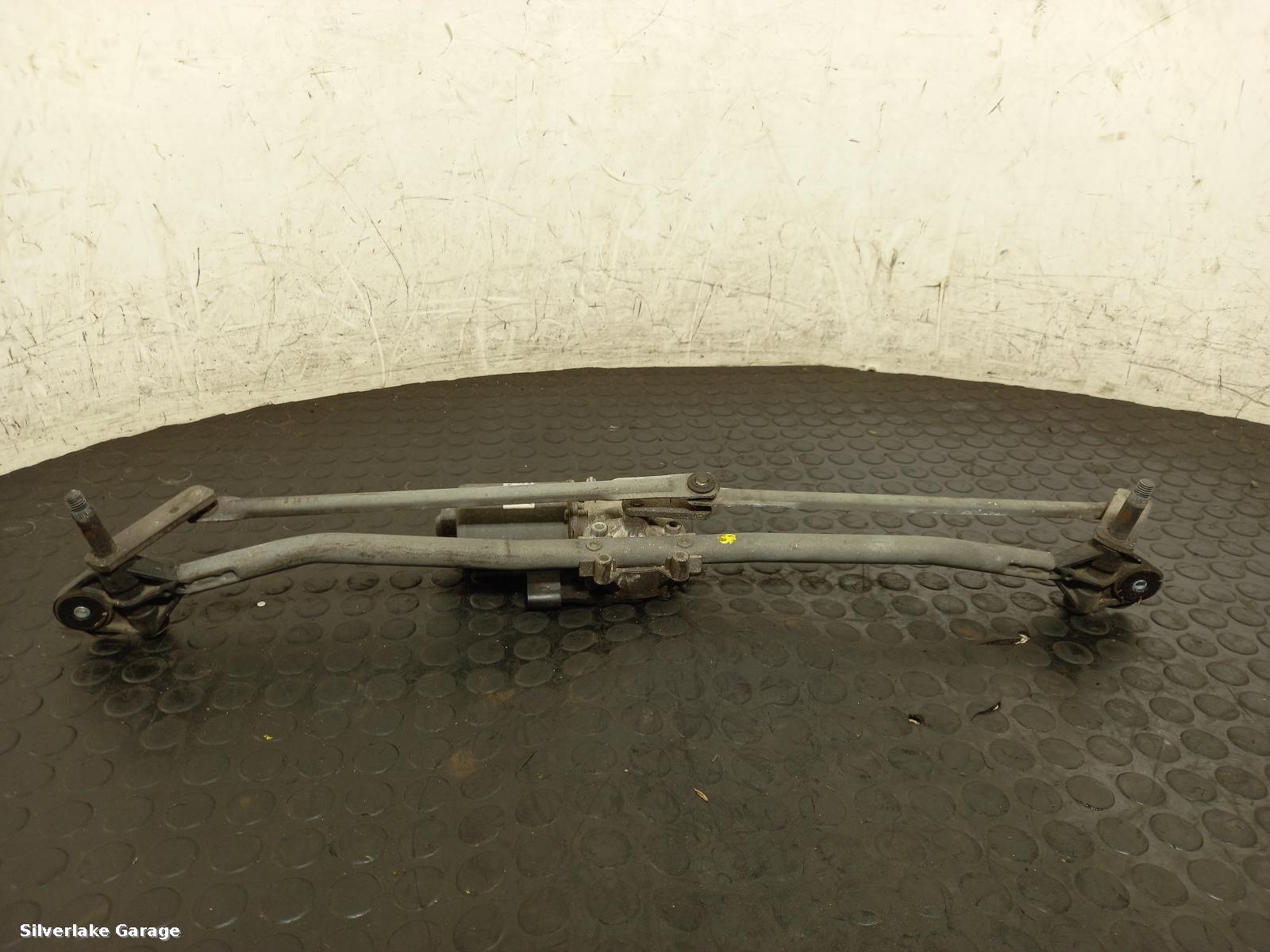 View Auto part Wiper Motor Front MINI (BMW) COUNTRYMAN 2011