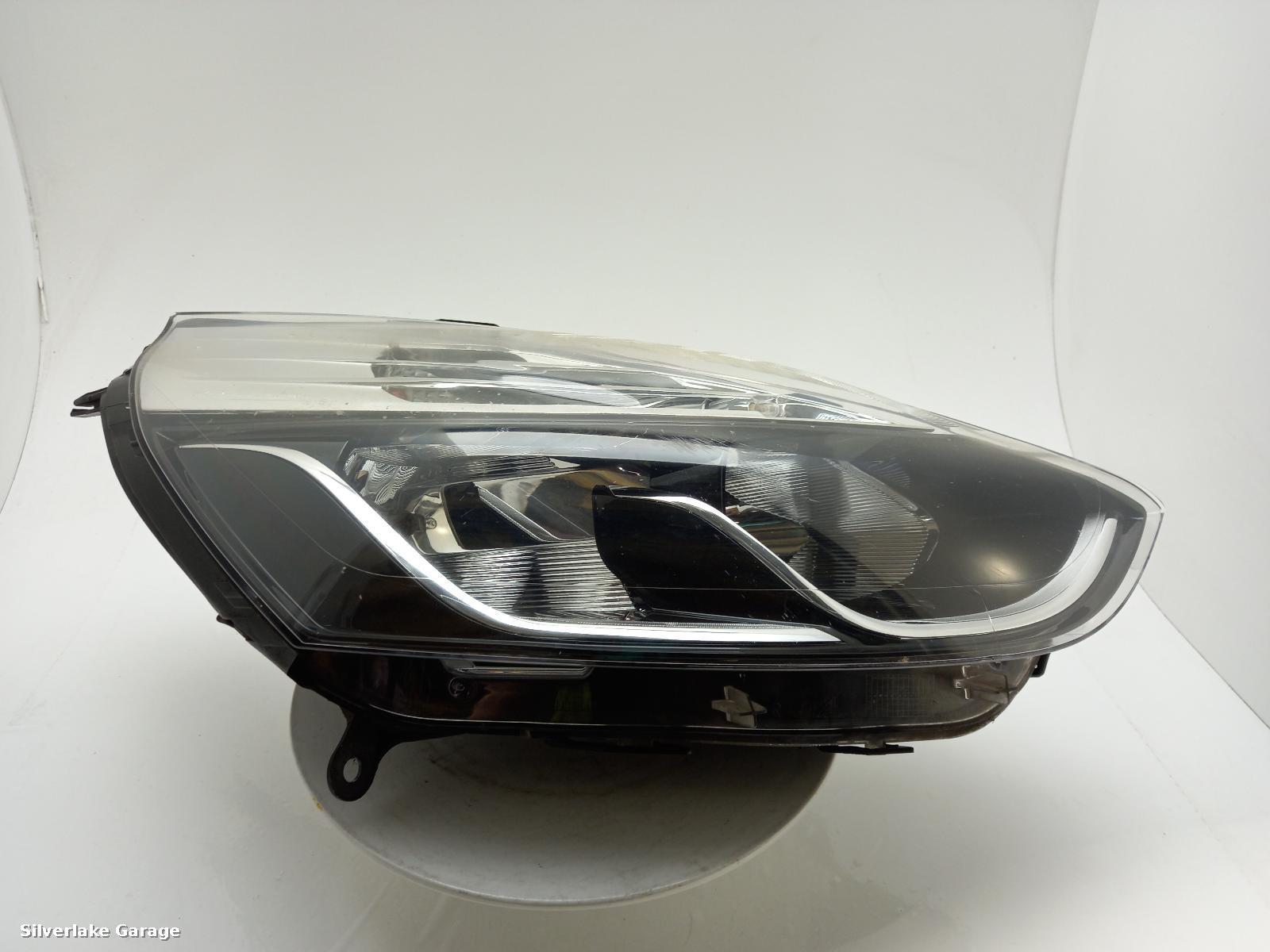 View Auto part R Headlamp RENAULT CLIO 2014