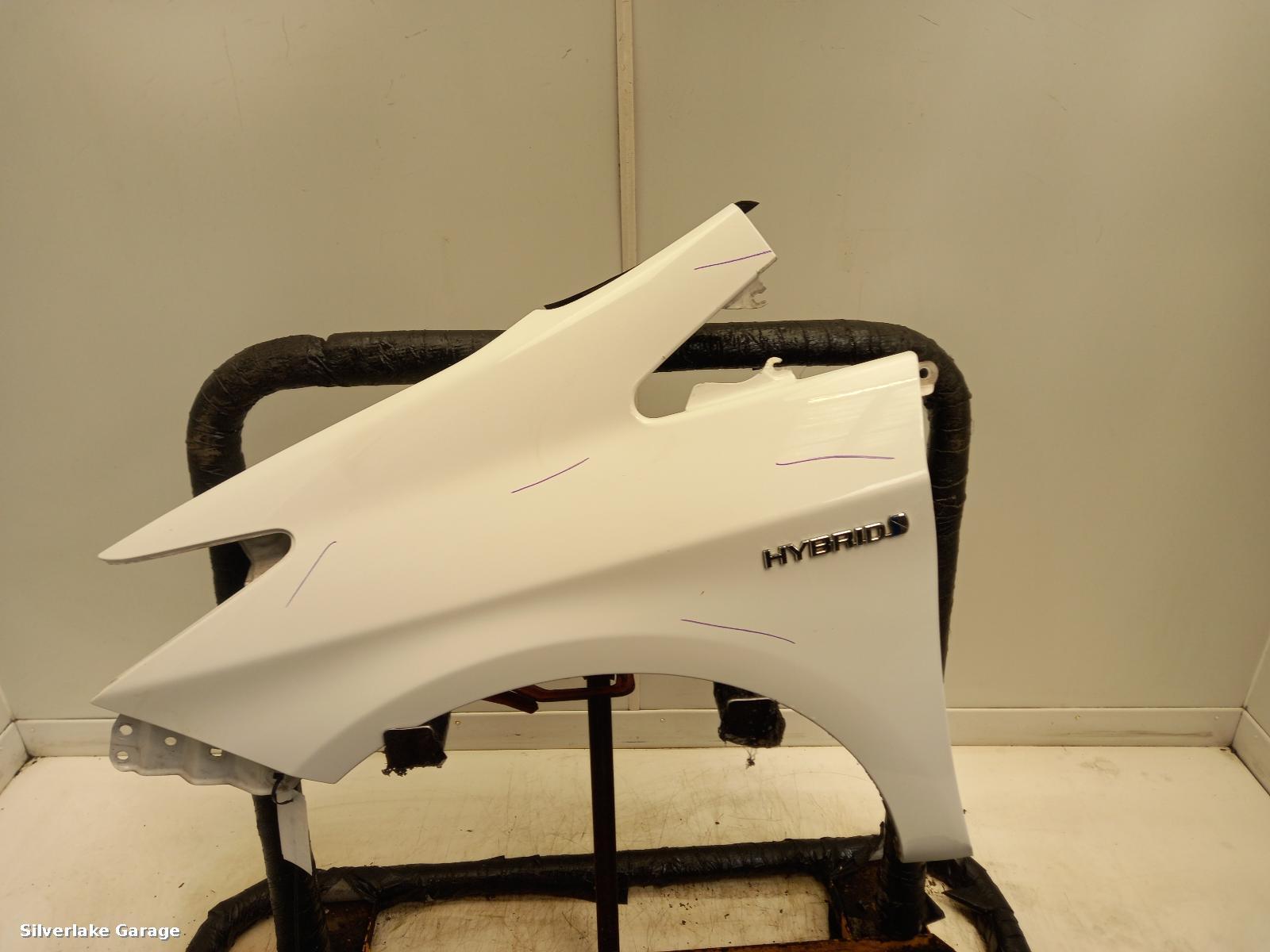 View Auto part L Wing TOYOTA PRIUS 2012