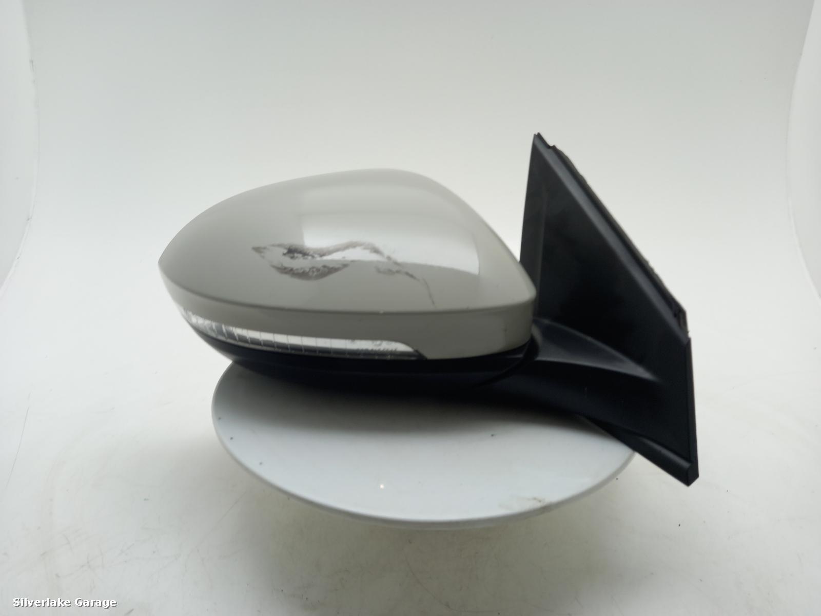 View Auto part R Door Mirror VOLKSWAGEN TAIGO 2024