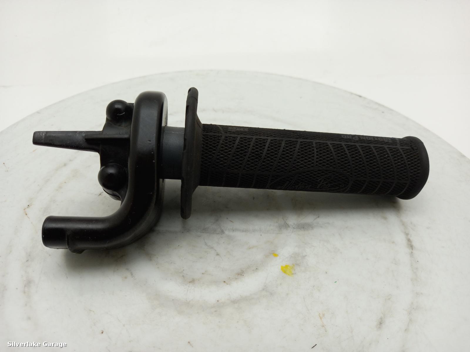 View Auto part THUMB_THROTTLE_HOUSING HONDA CRF 2015