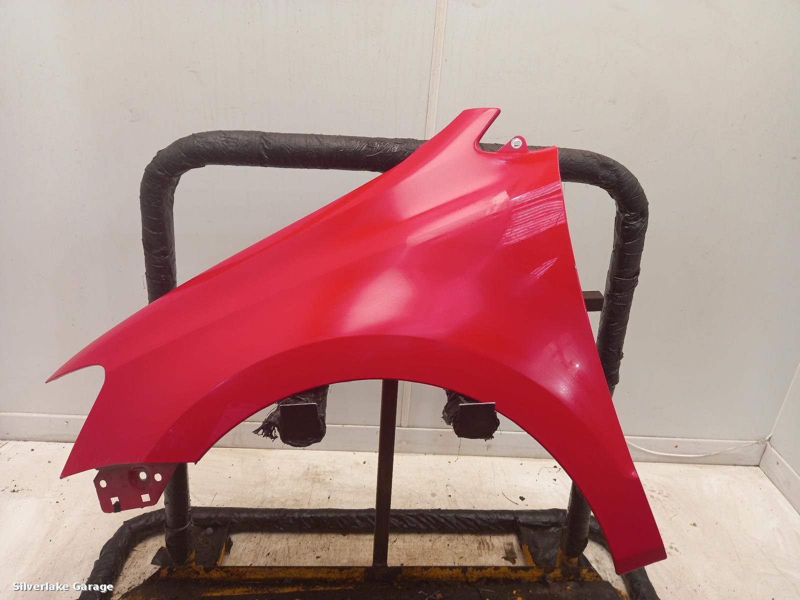 View Auto part L Wing VOLKSWAGEN POLO 2015