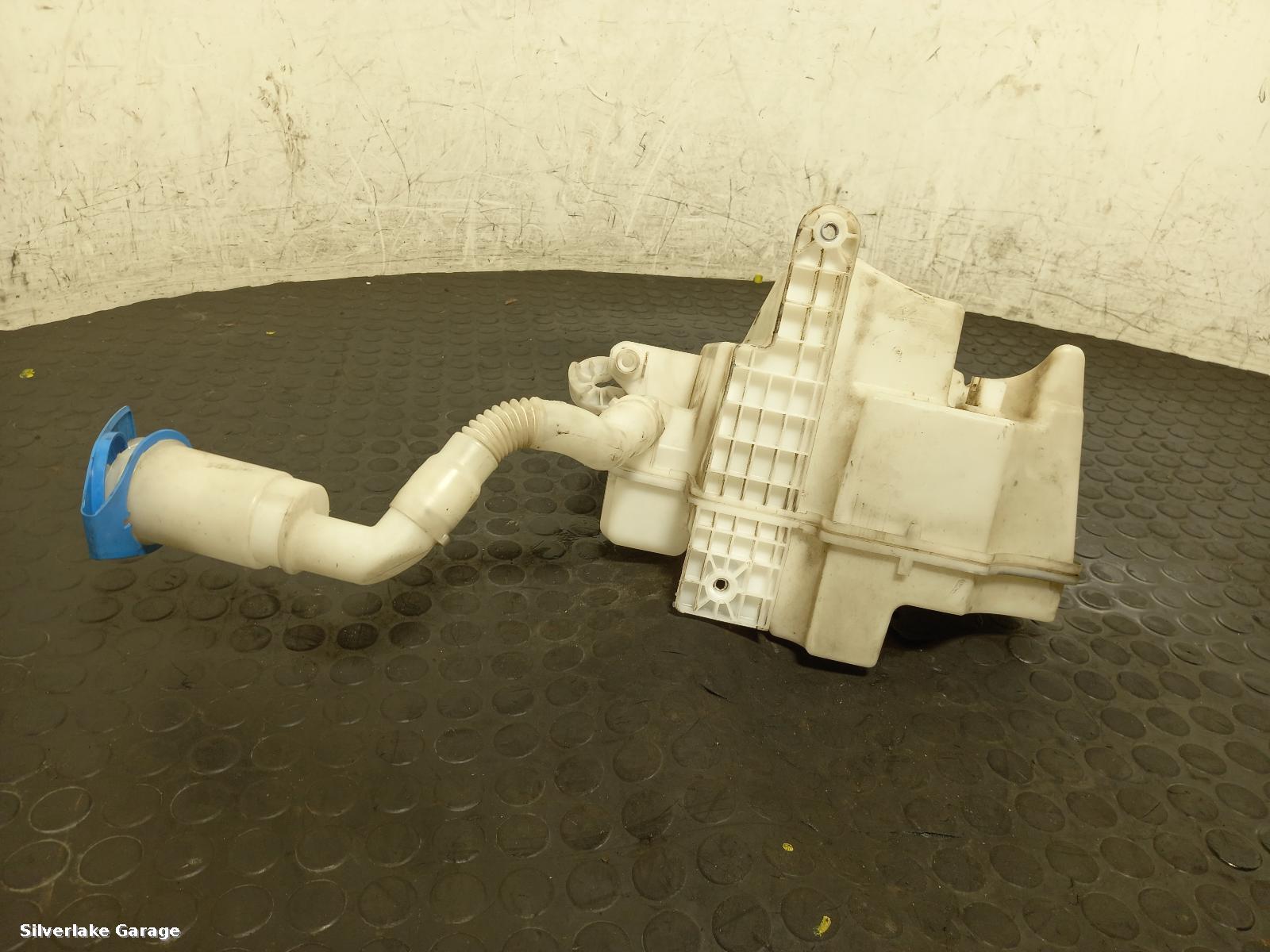 View Auto part Washer Bottle VOLKSWAGEN POLO 2015