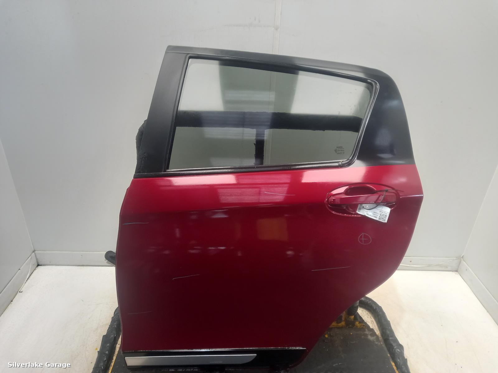 View Auto part L Rear Door TOYOTA YARIS 2017