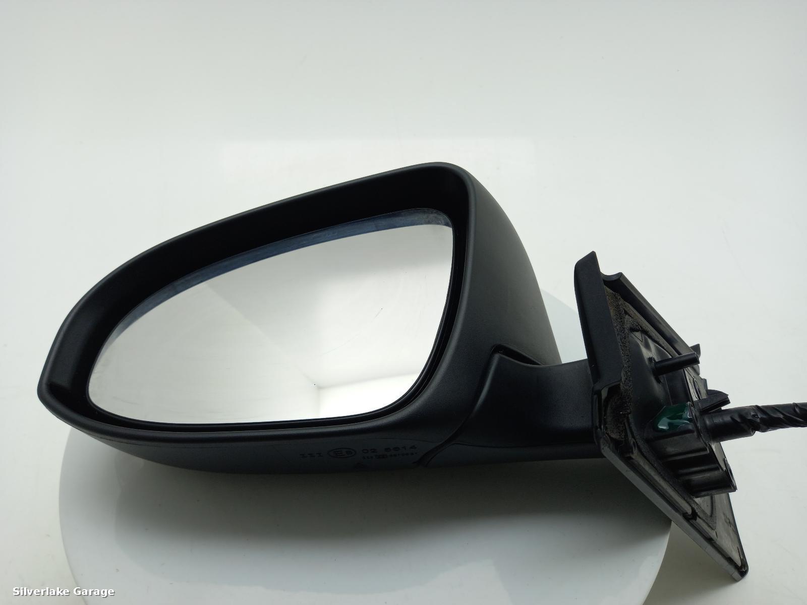 View Auto part L Door Mirror TOYOTA YARIS 2017