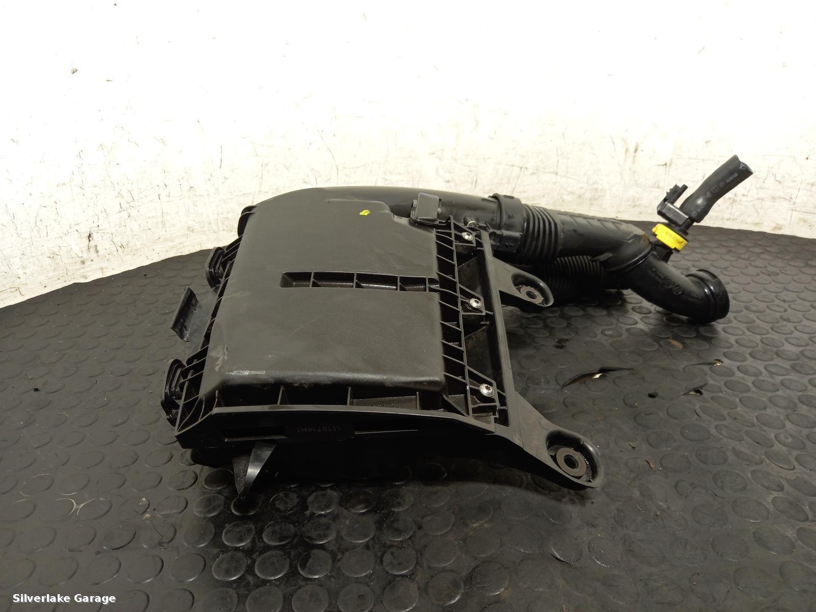 View Auto part Air Cleaner/Box PEUGEOT 308 2016
