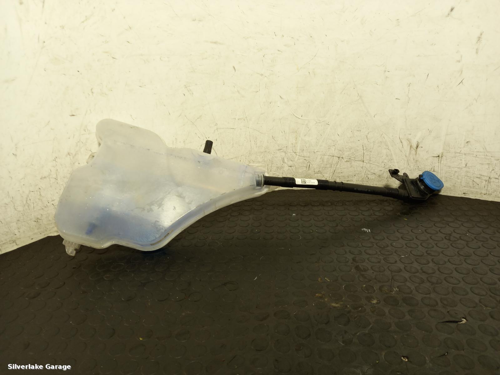 View Auto part Washer Bottle BMW 3 SERIES 2019