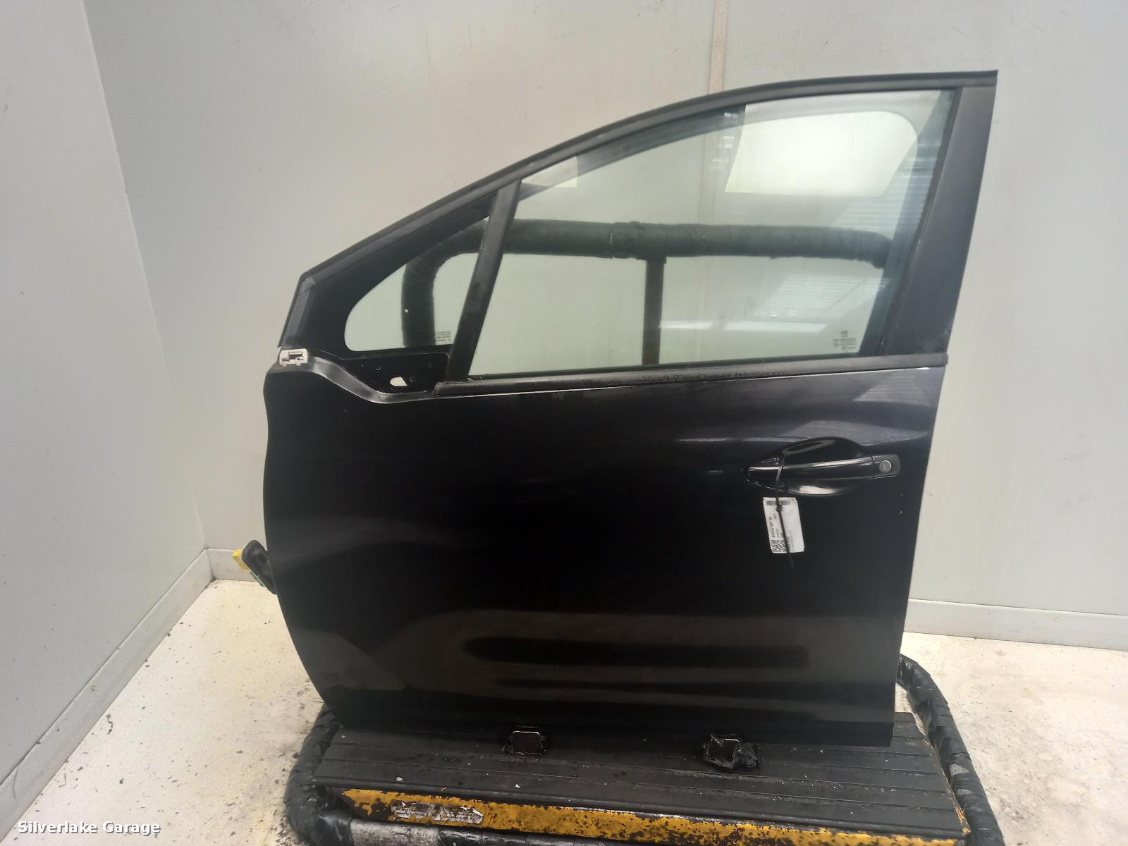 View Auto part L Front Door PEUGEOT 208 2014