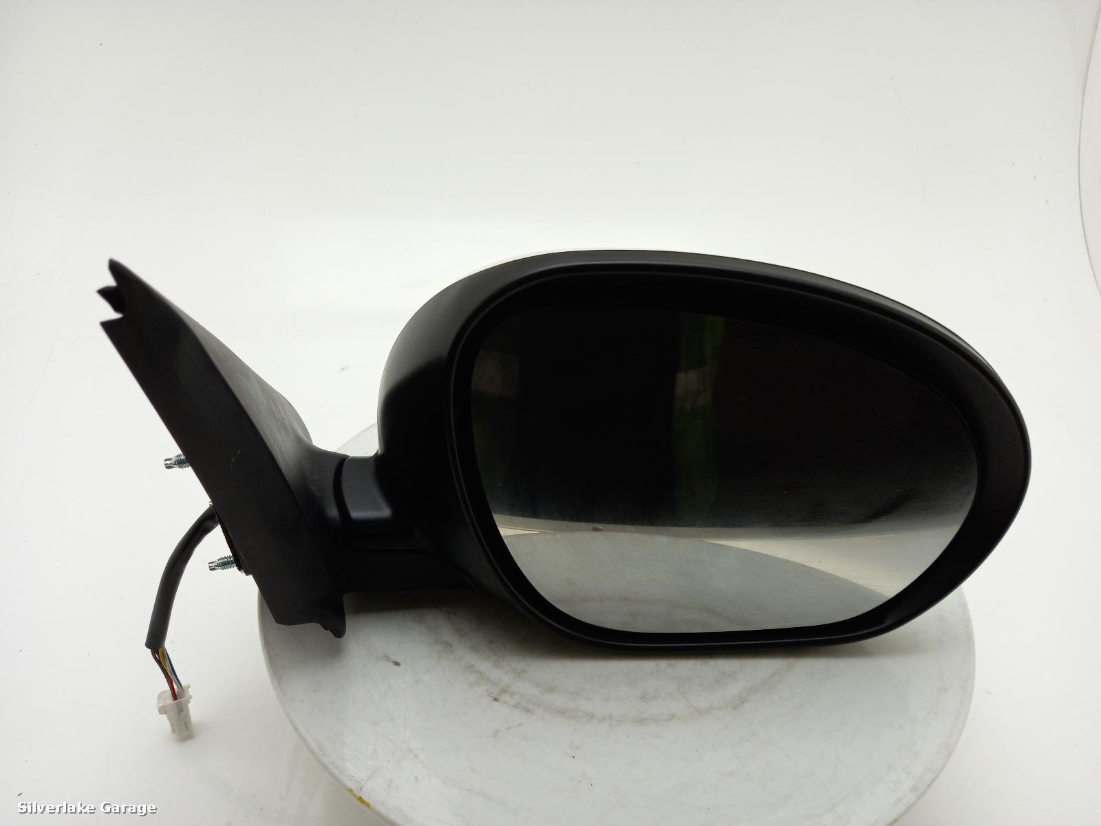 View Auto part R Door Mirror NISSAN JUKE 2013