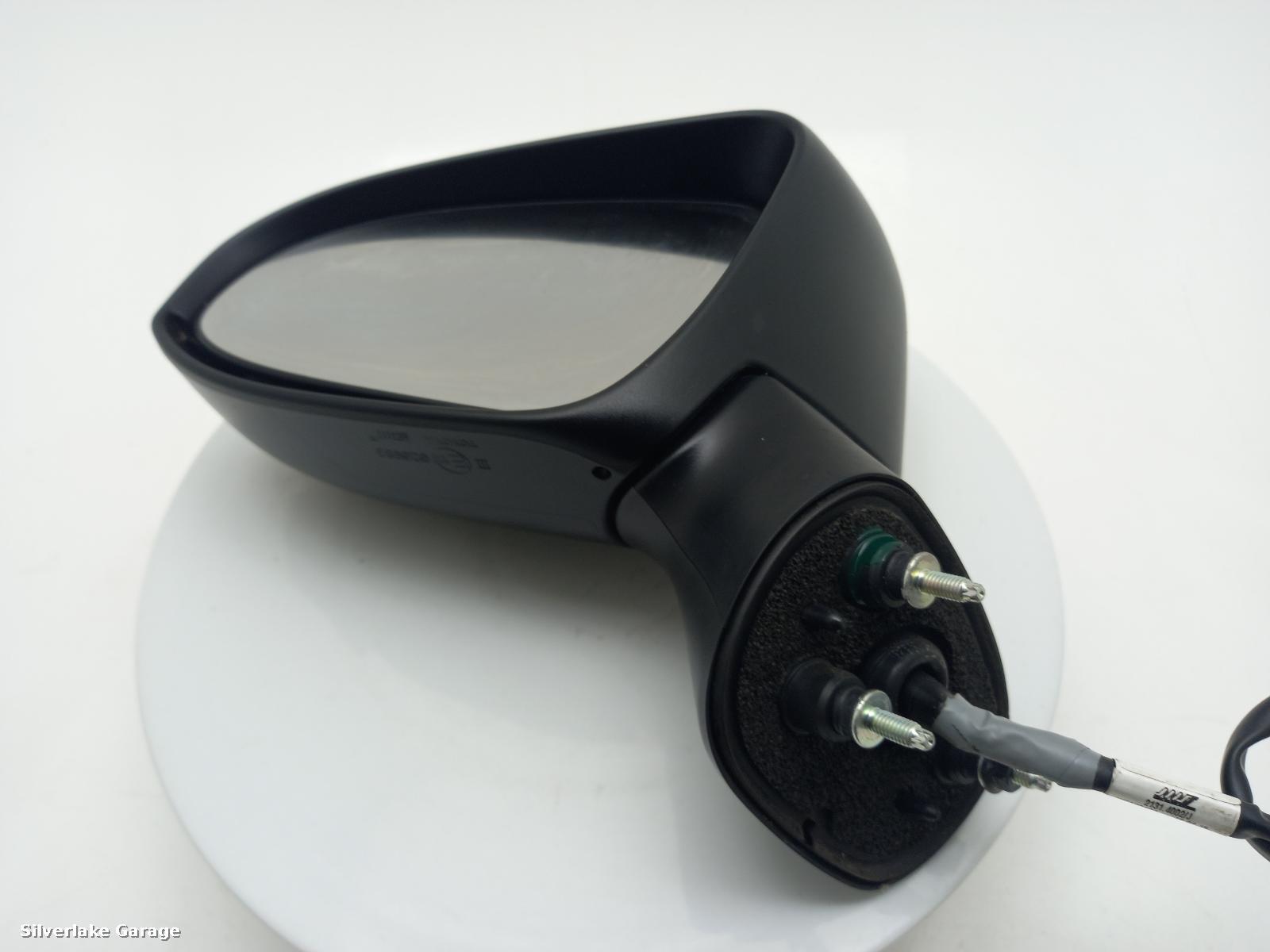 View Auto part L Door Mirror TOYOTA AVENSIS 2016