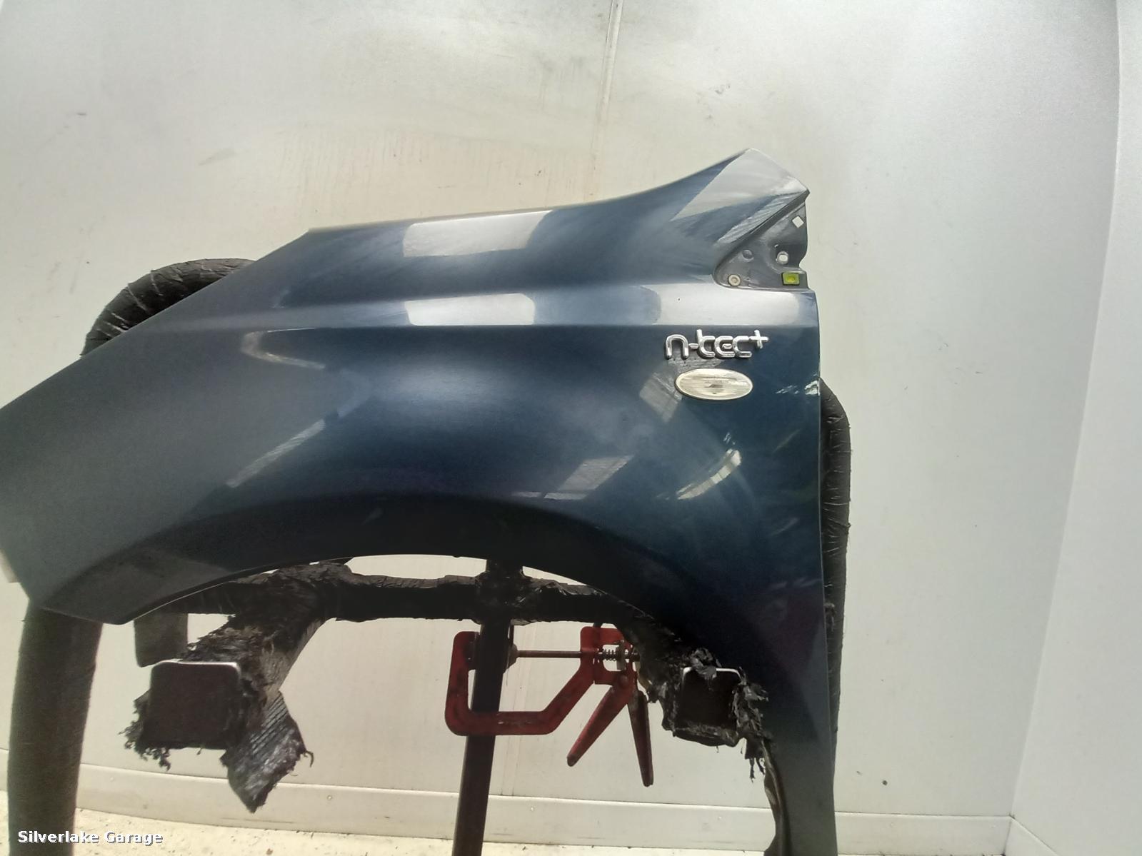 View Auto part L Wing NISSAN NOTE 2012