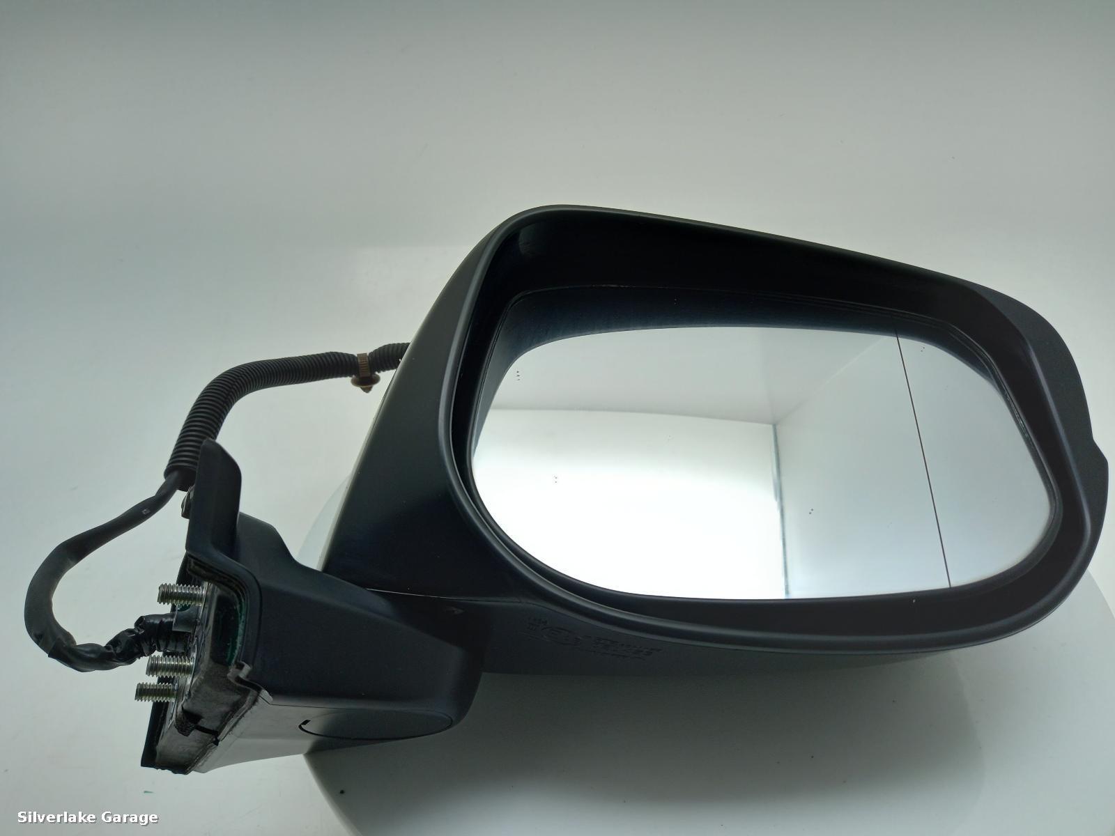 View Auto part R Door Mirror HONDA JAZZ 2009