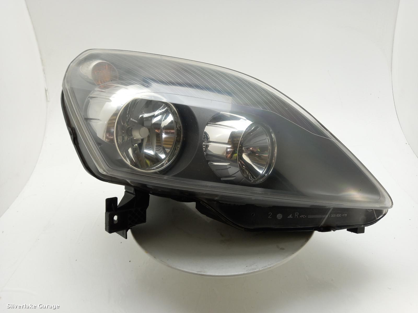 View Auto part R Headlamp VAUXHALL ZAFIRA 2014