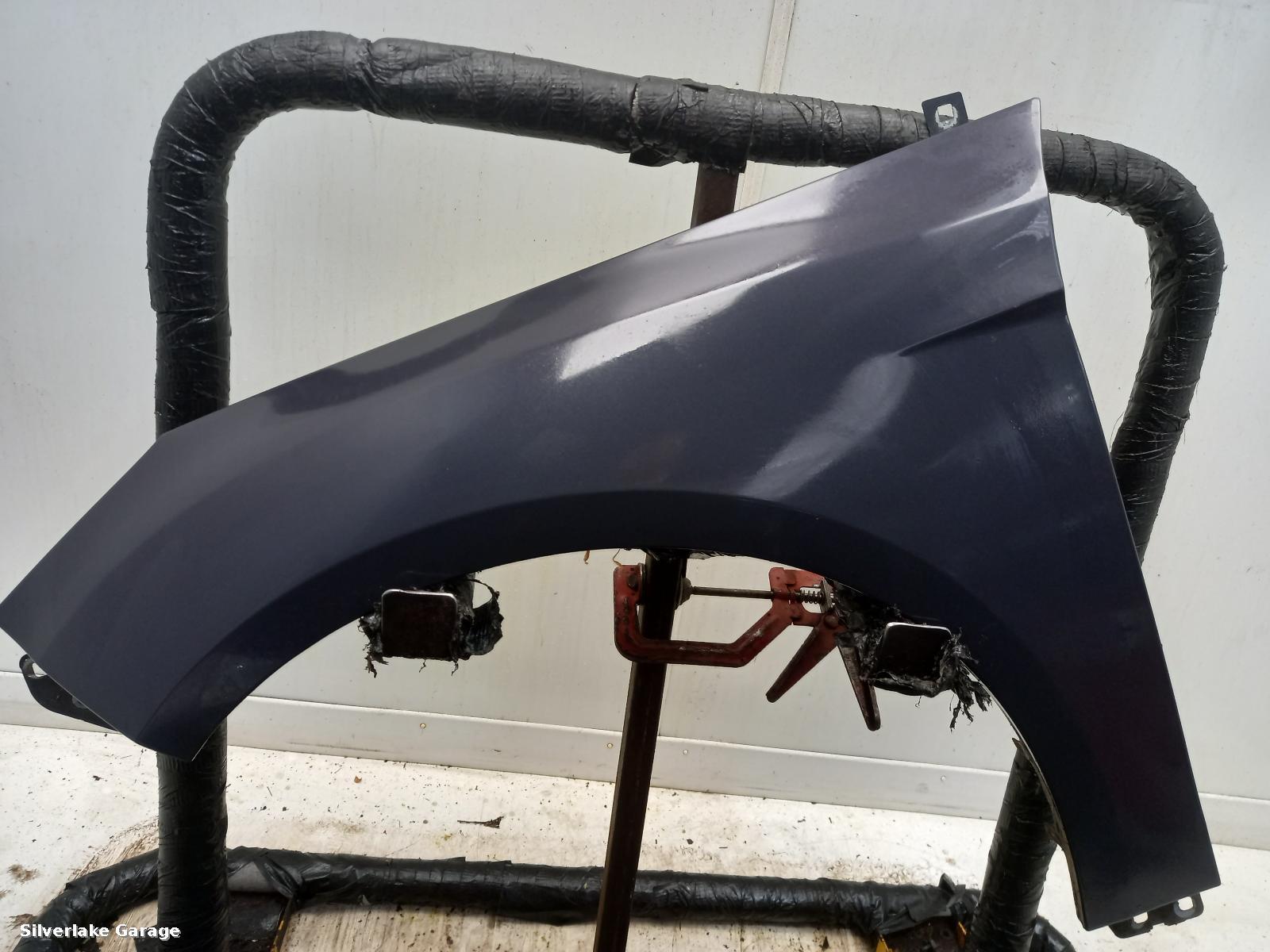 View Auto part L Wing FORD FOCUS 2012