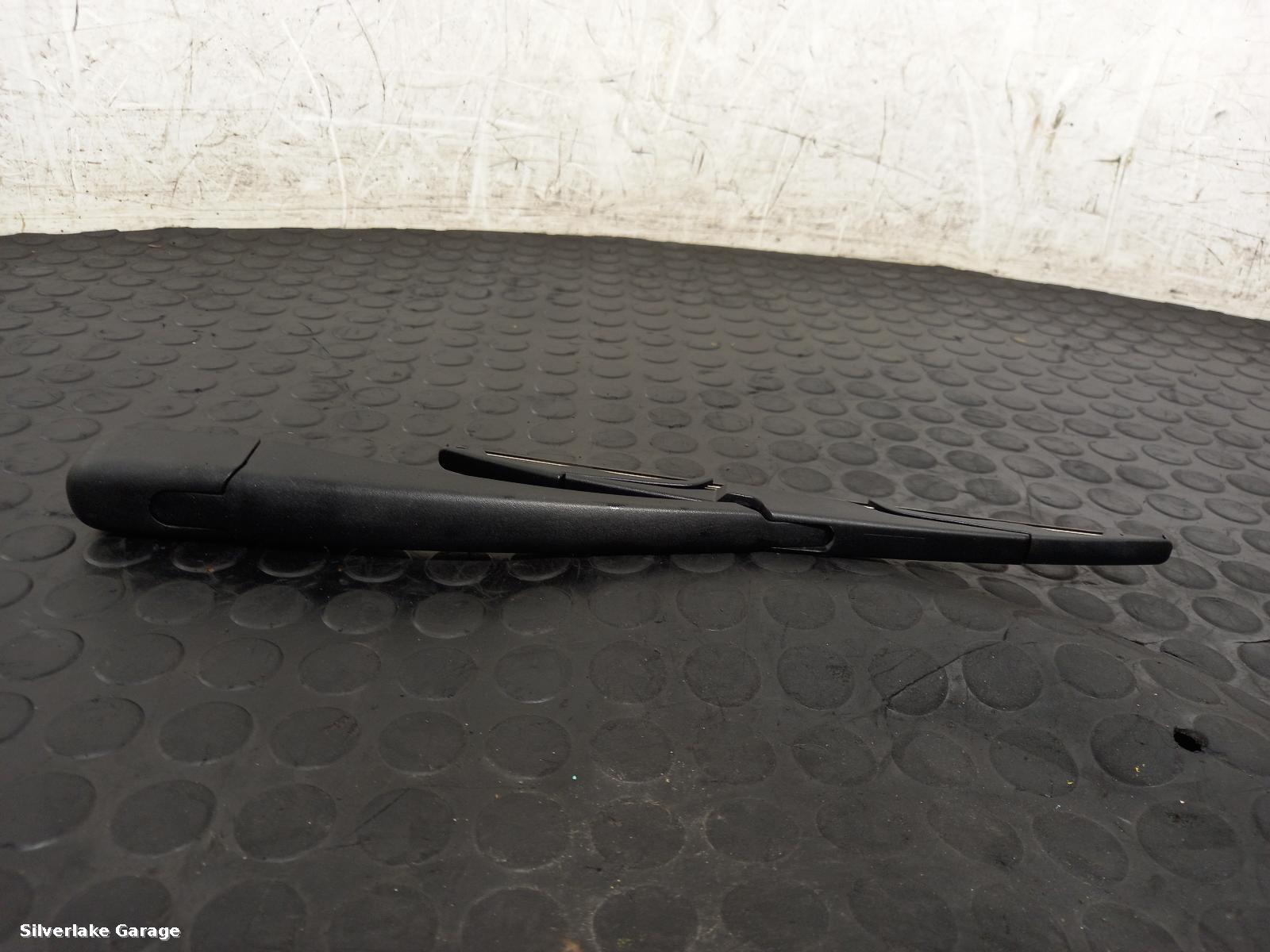 View Auto part Wiper Arm KIA SPORTAGE 2015