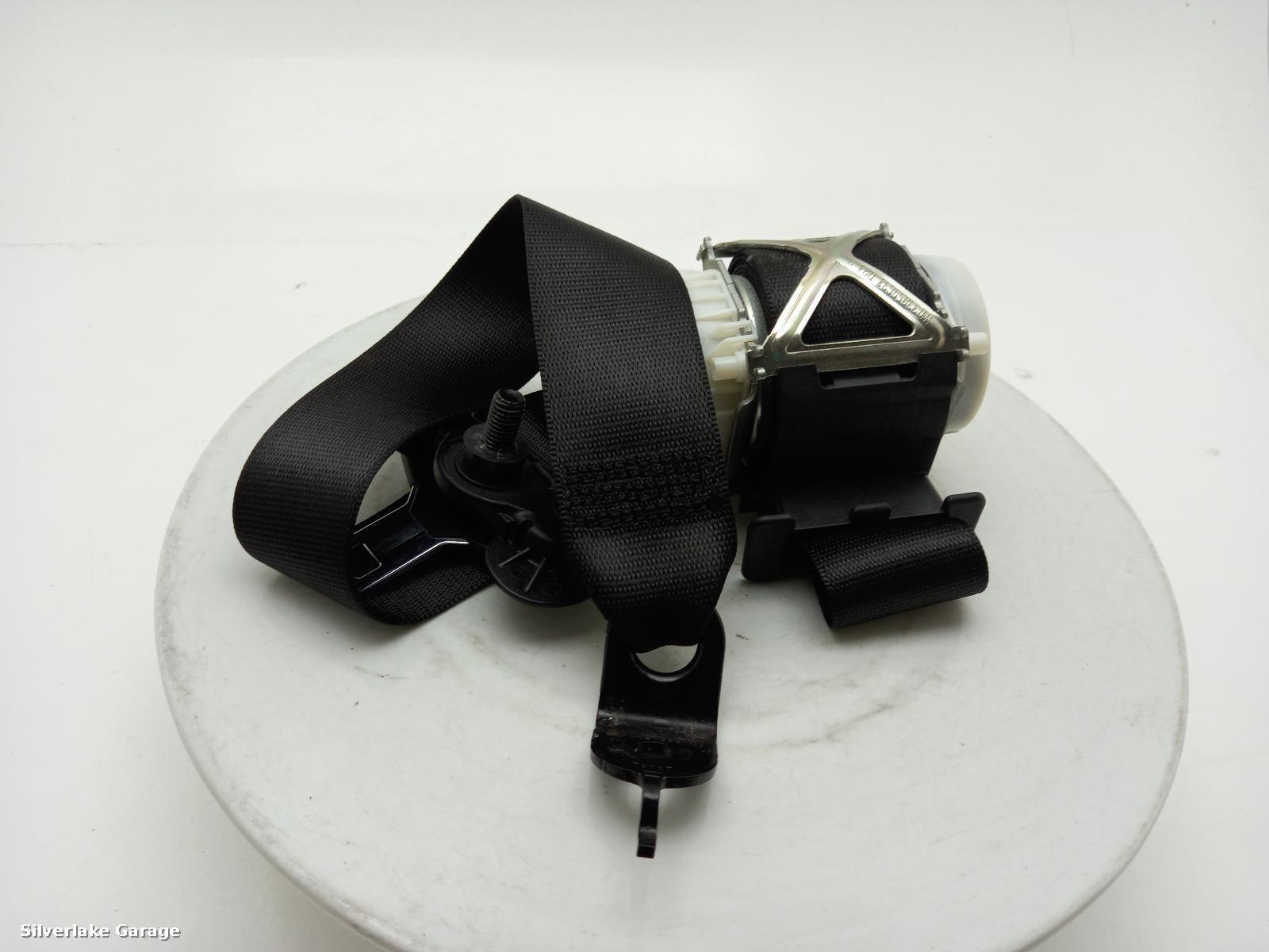View Auto part Seat Belt BMW 1 SERIES 2013