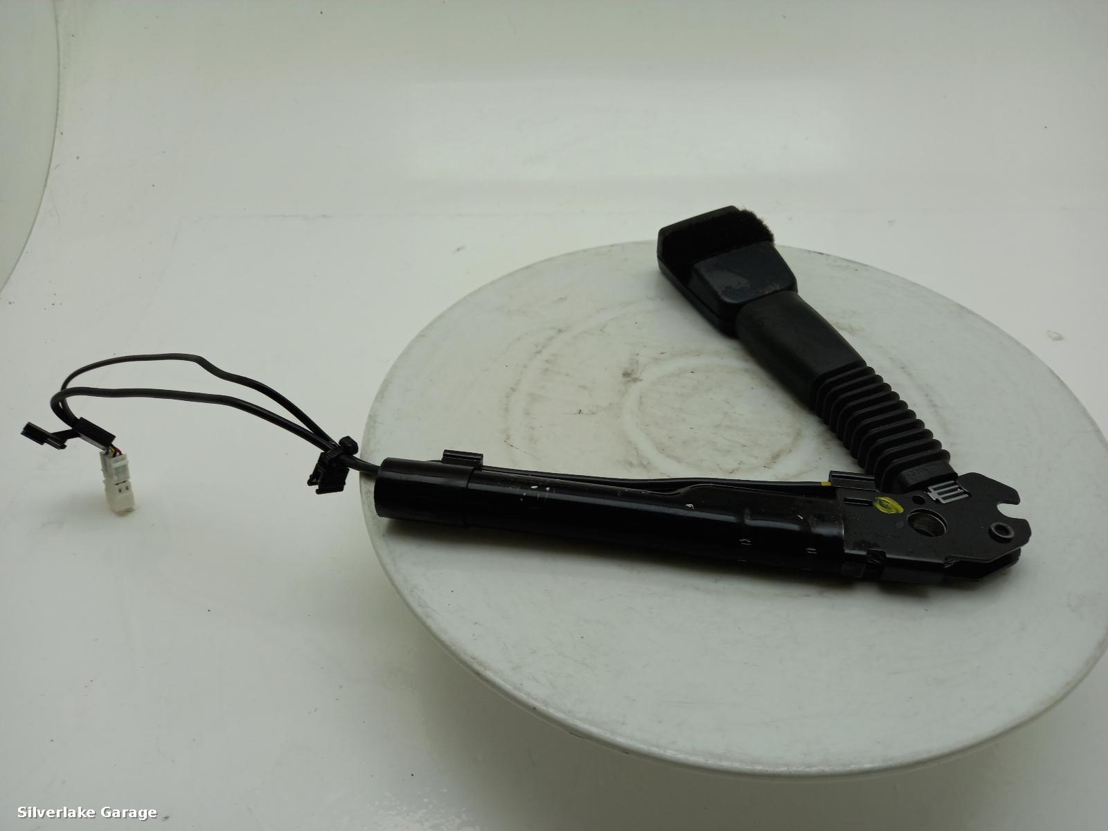 View Auto part Seat Belt BMW 1 SERIES 2013