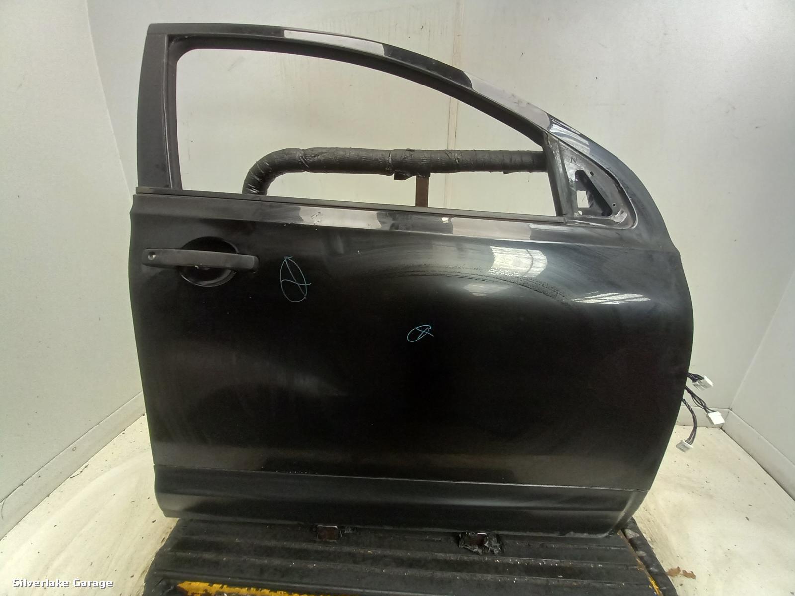 View Auto part R Front Door NISSAN QASHQAI 2011
