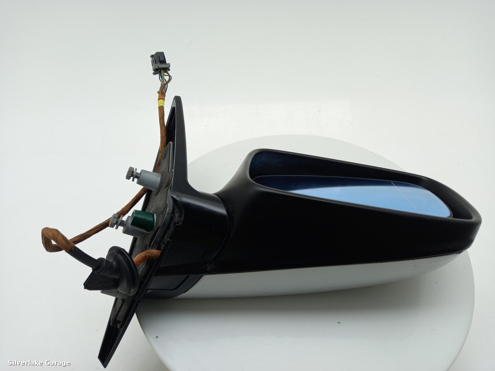 View Auto part R Door Mirror BMW 3 SERIES 2001