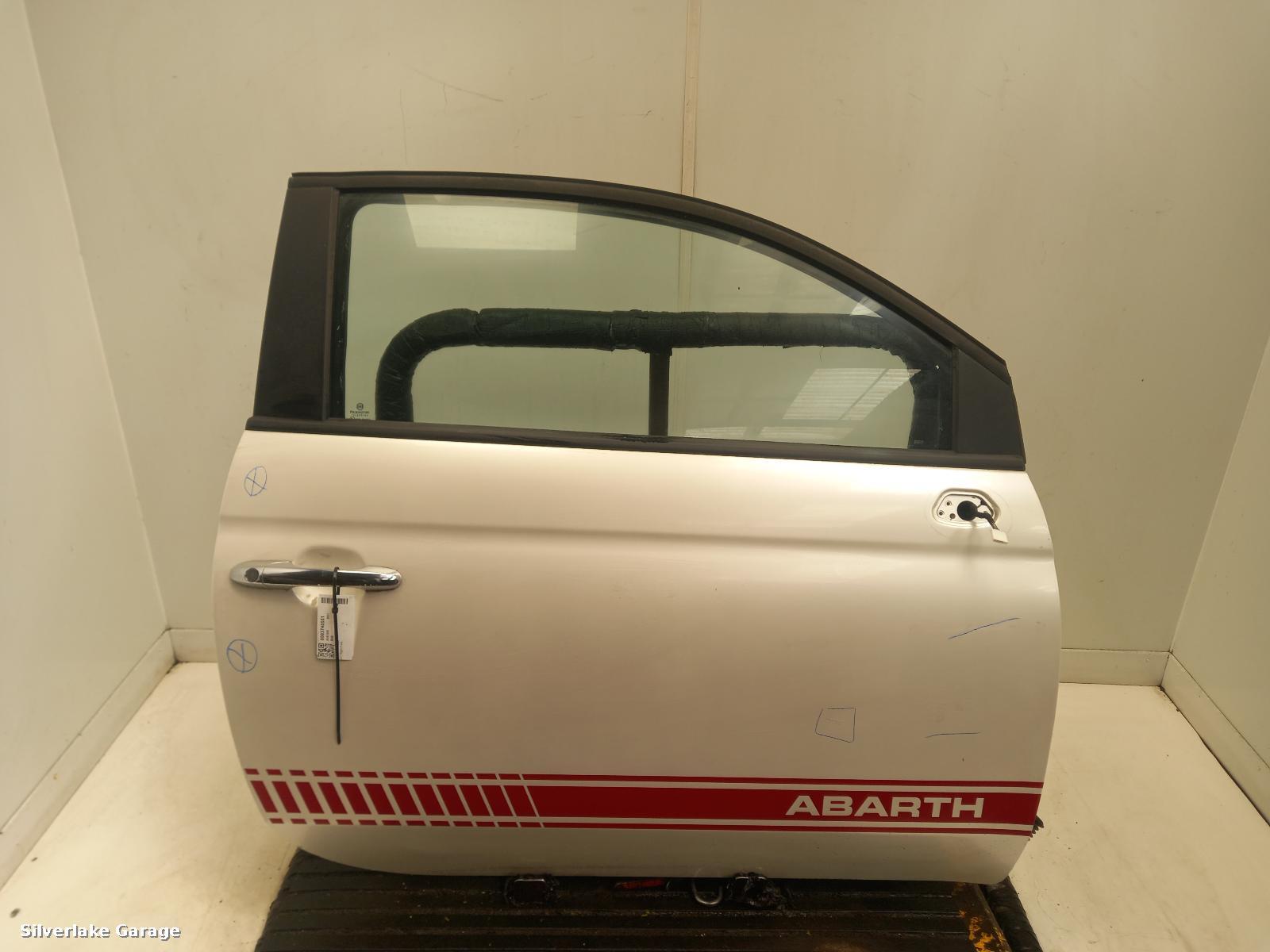 View Auto part R Front Door FIAT 500 2011
