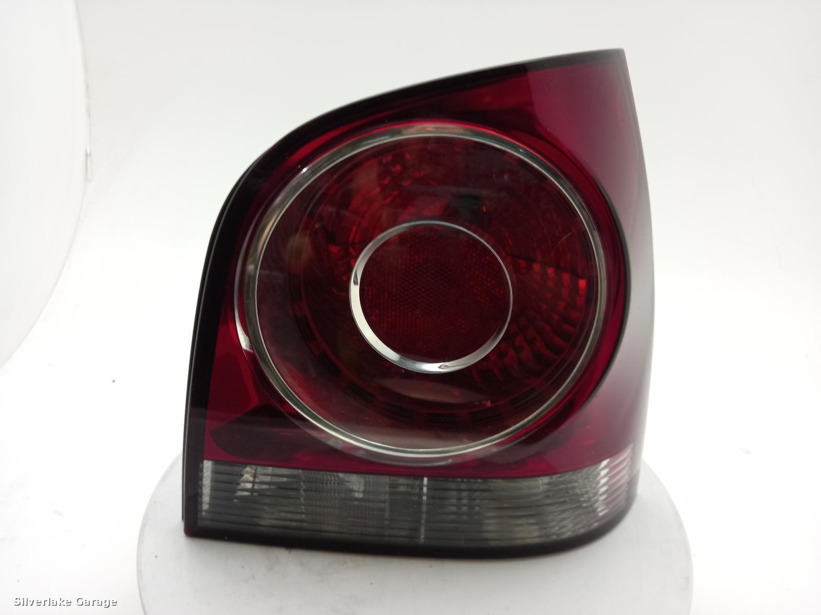 View Auto part R Taillight VOLKSWAGEN POLO 2006