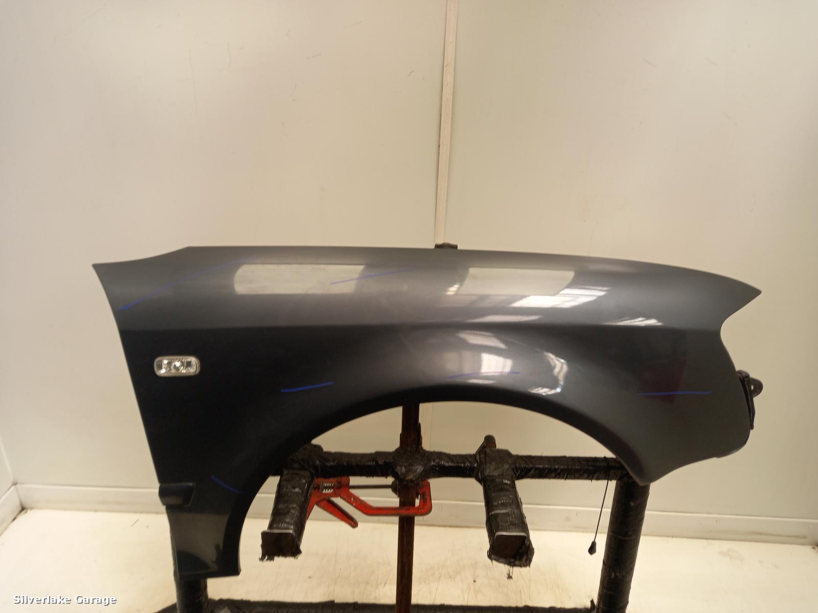 View Auto part R Wing AUDI A4 2006