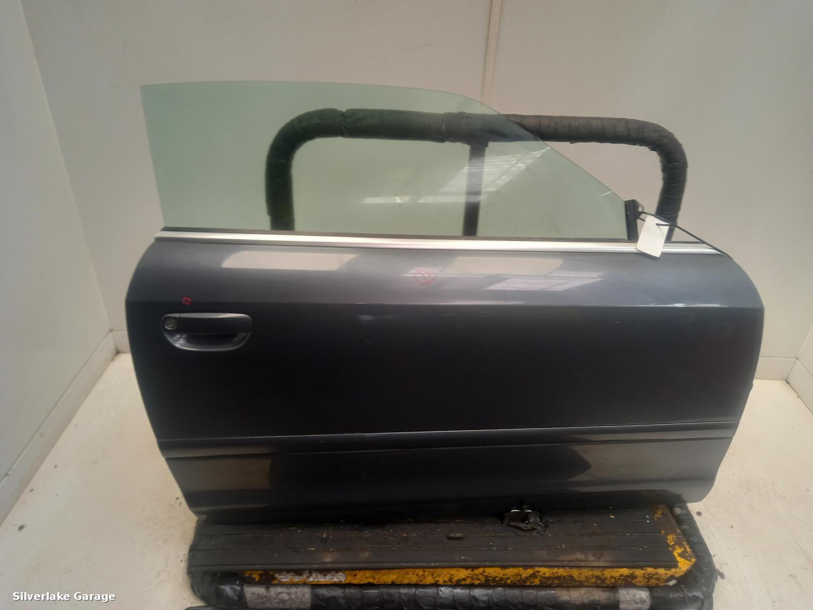 View Auto part R Front Door AUDI A4 2006